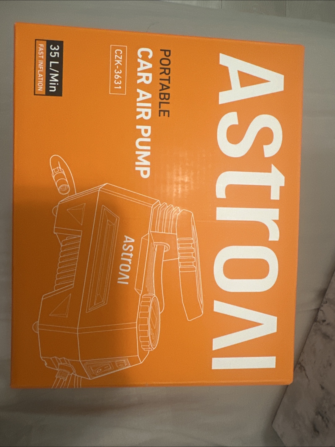 AstroAI Portable Car Air Pump CZK-3631