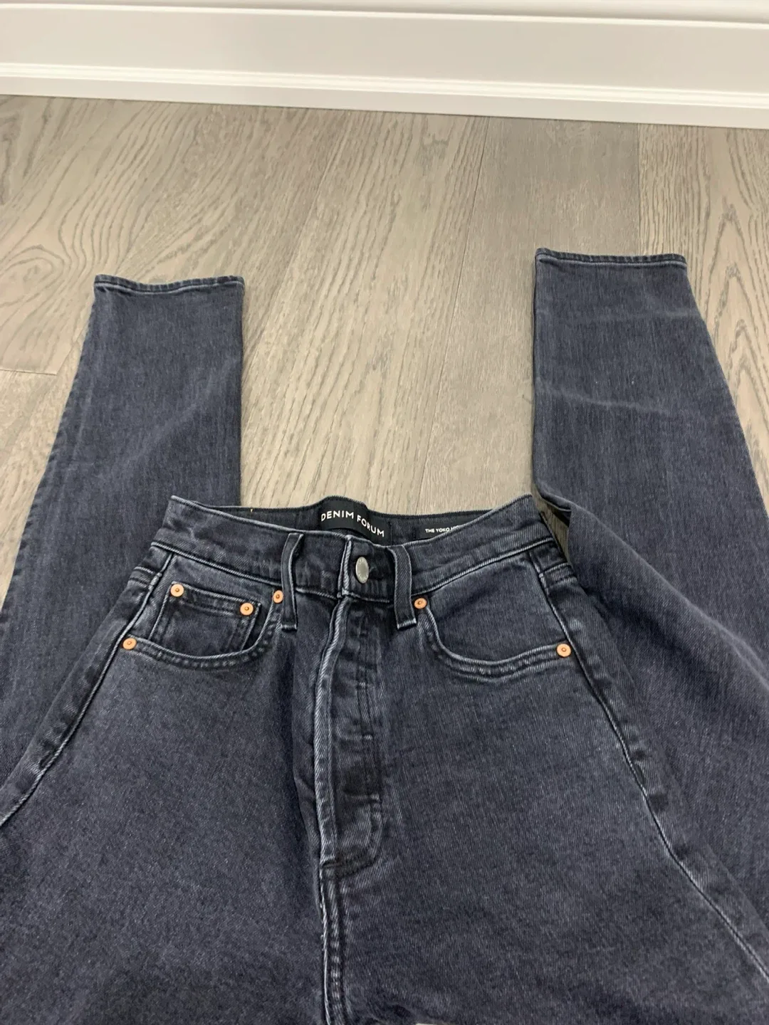 Denim Forum Yoko High Rise Slim Jeans - Size 24 image indicator(2)