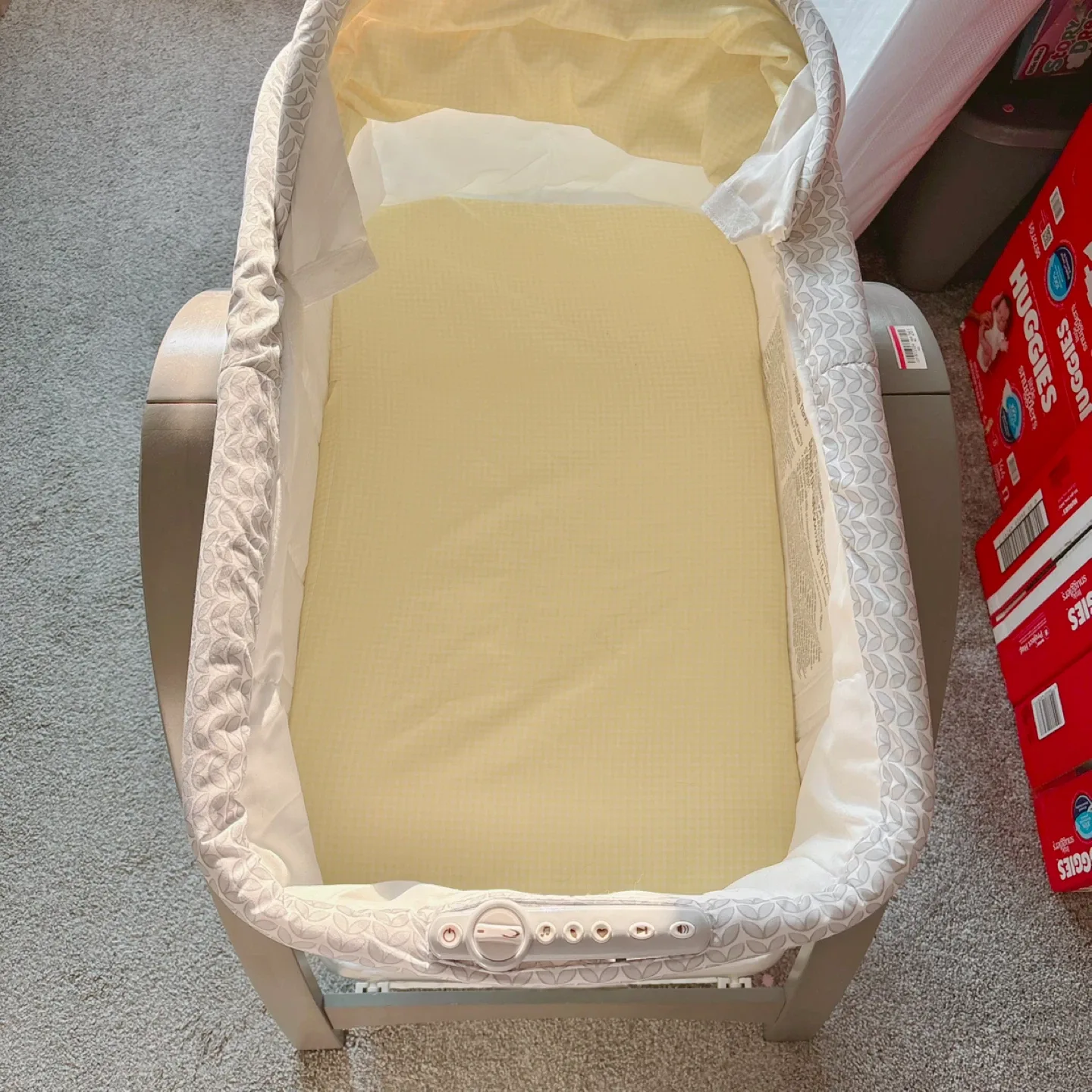 Summer Infant Bassinet with Sway Motion image indicator(4)