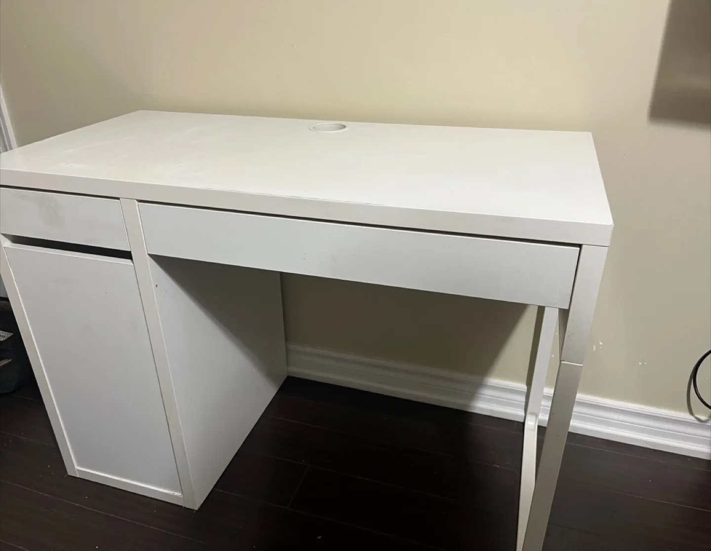 White Desk with Drawers thumbnail