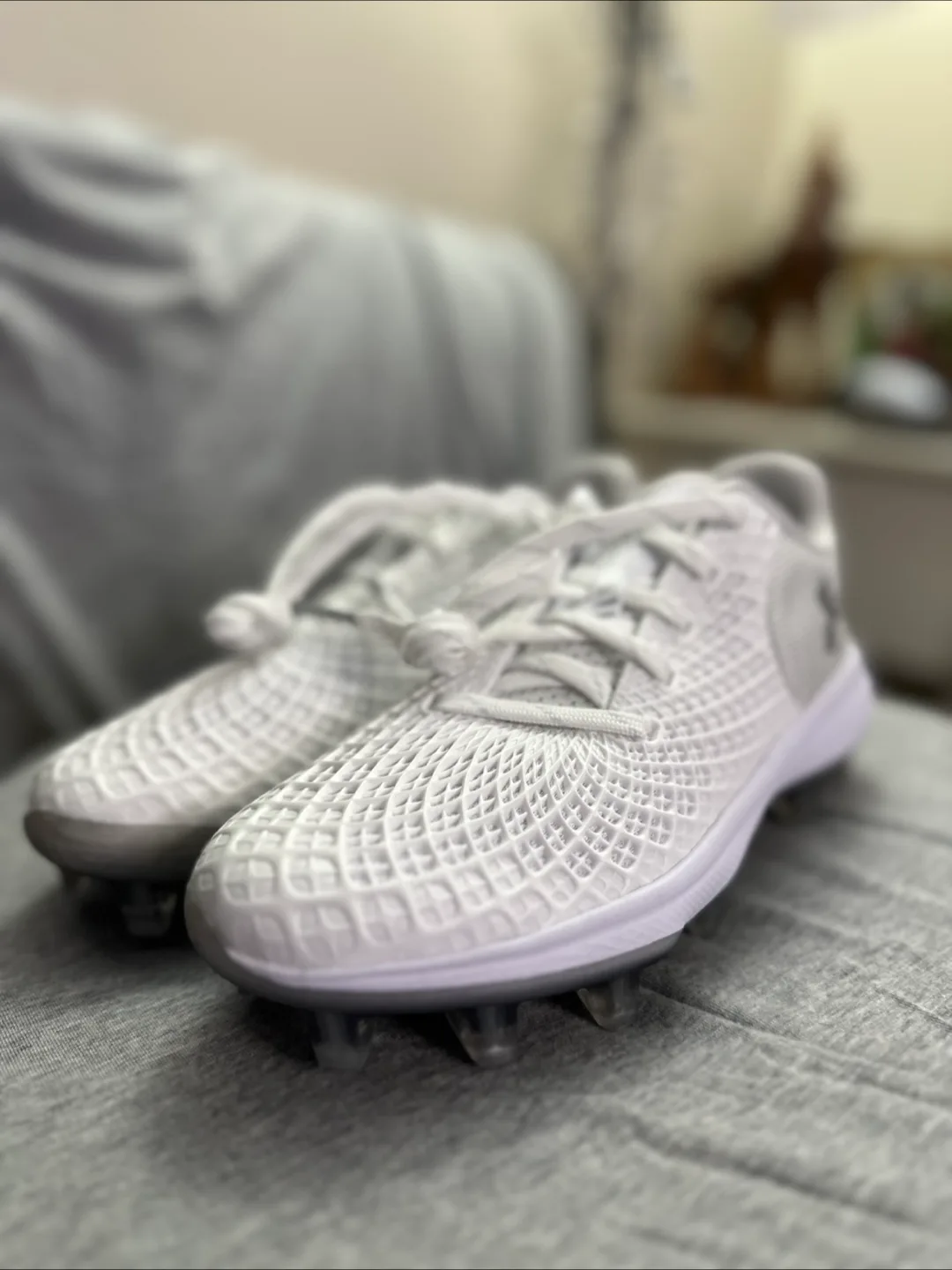 Under armour cleats image indicator(2)