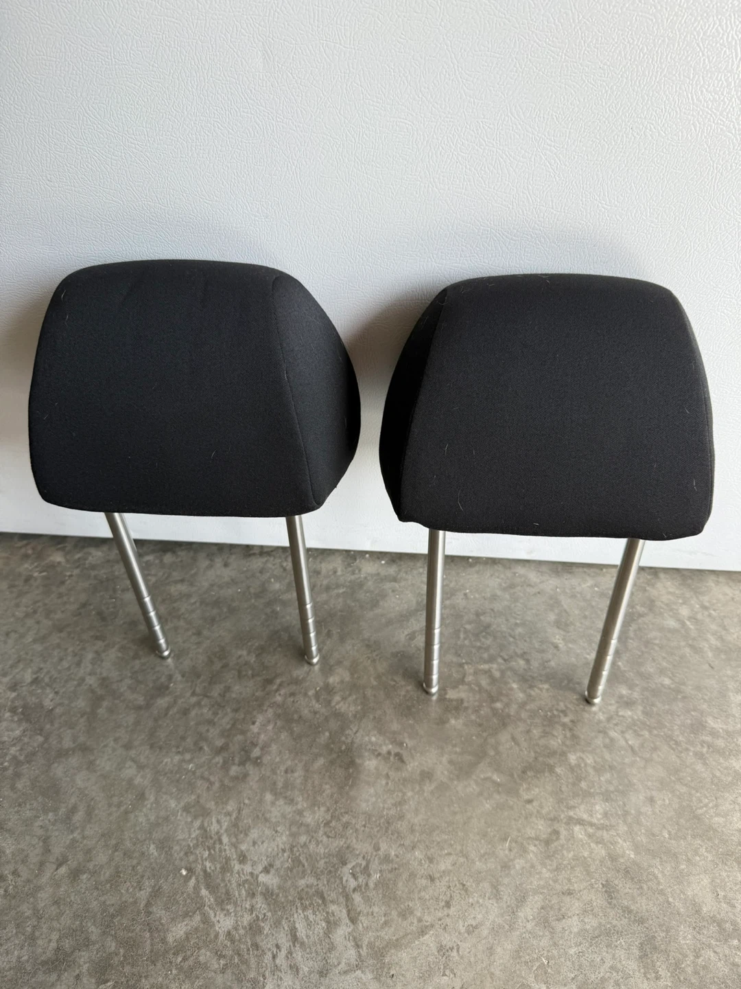 2008 Volkswagen Jetta cloth headrest