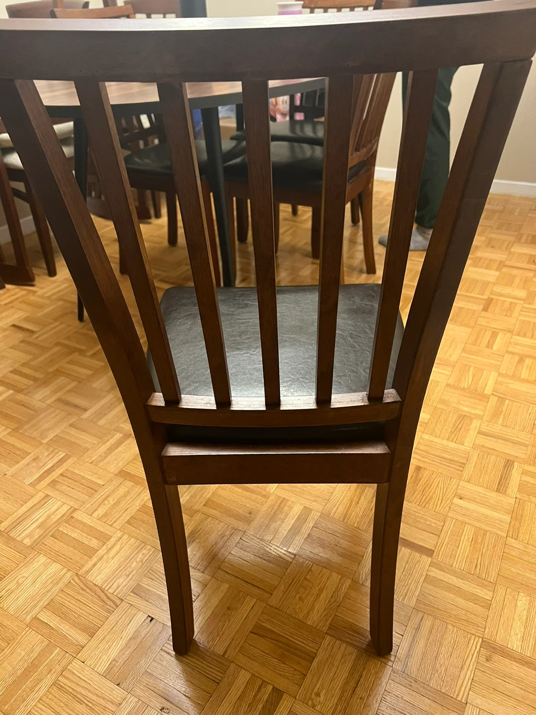 Dining Table with 4 Chairs - Wood - photo 4
