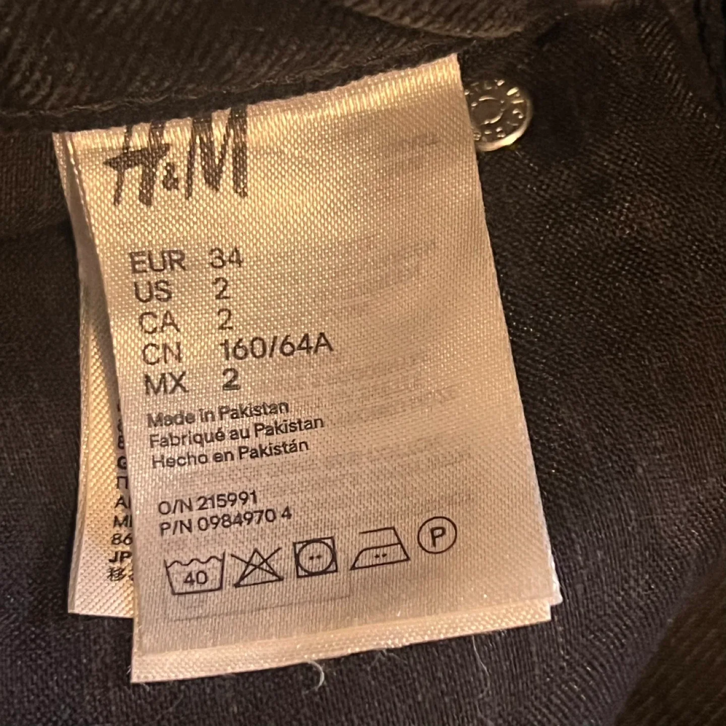 H&M 90's Baggy Jeans image indicator(6)