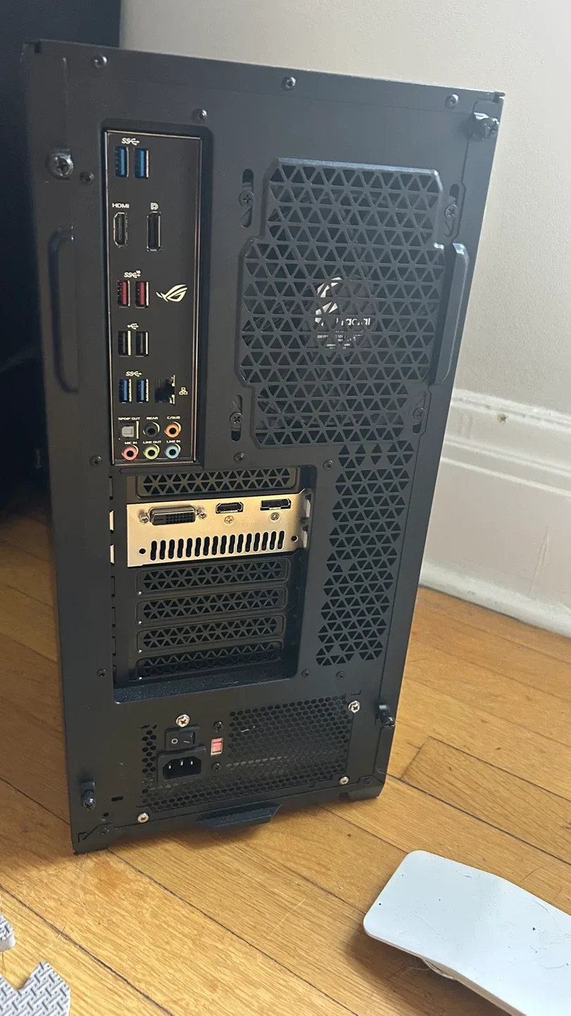 Gaming PC: Ryzen 5500 + RX580 image indicator(2)