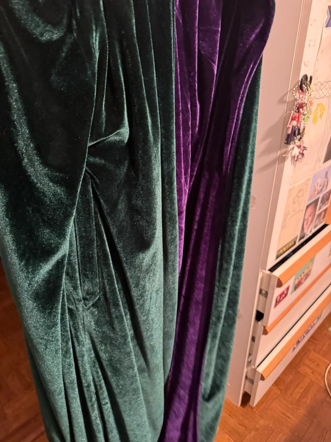 Green & Purple Velvet Cloak image indicator(4)