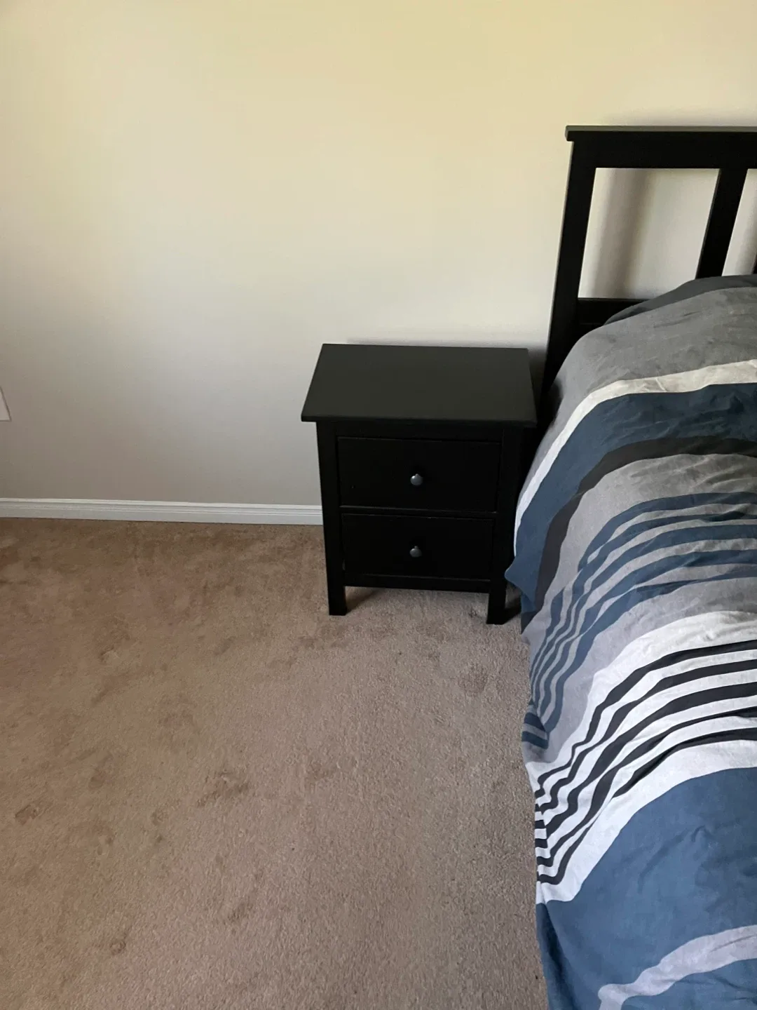 IKEA Hemnes Queen Size Bed Frame and Nightstands image indicator(3)