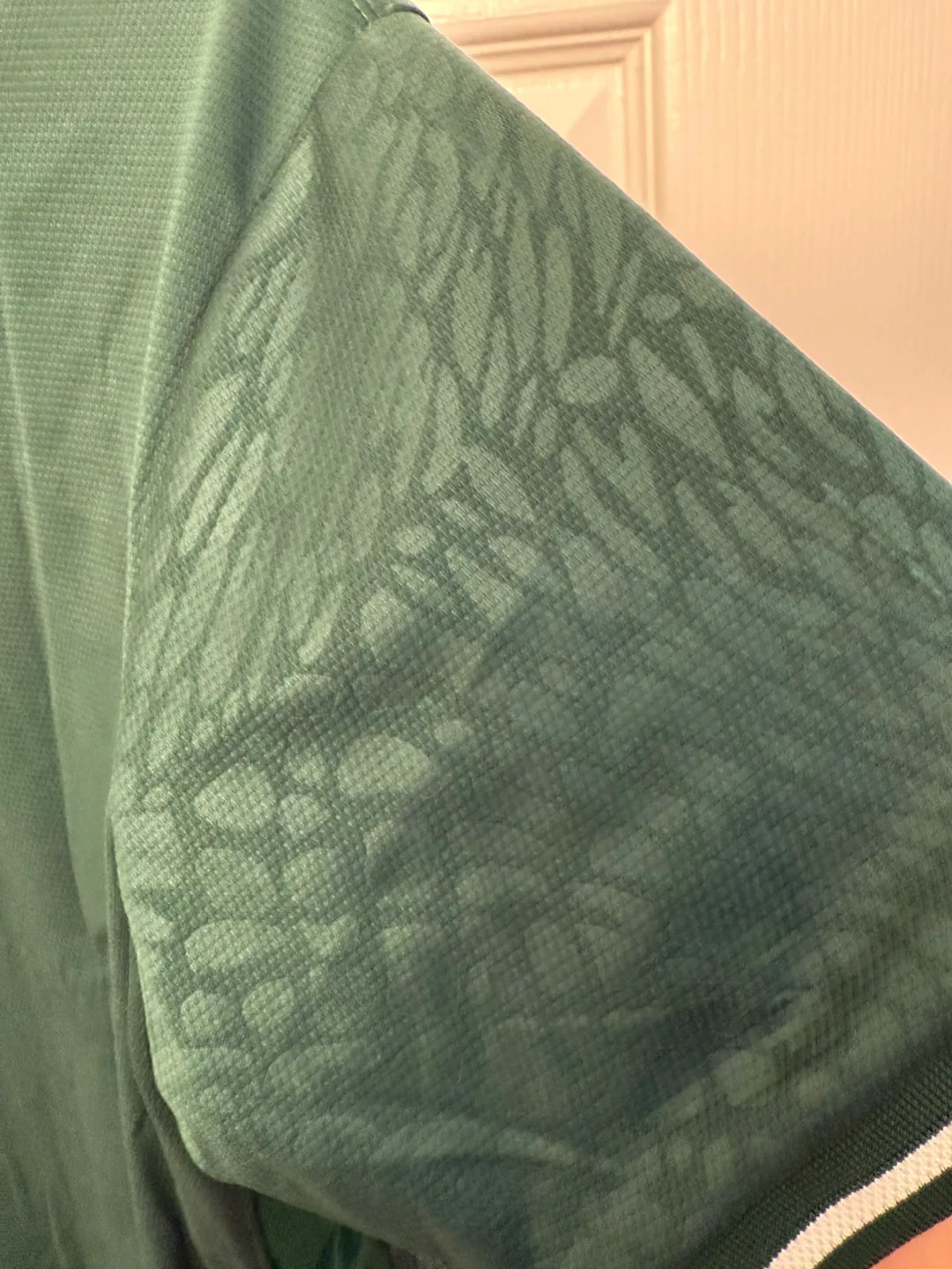 Thailand national soccer jersey men’s large (Asia sizing) image indicator(5)