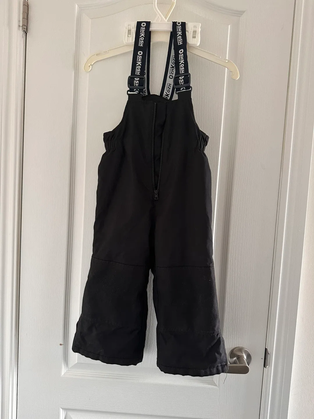OshKosh B'gosh Black Snow Pants - Size 3T thumbnail