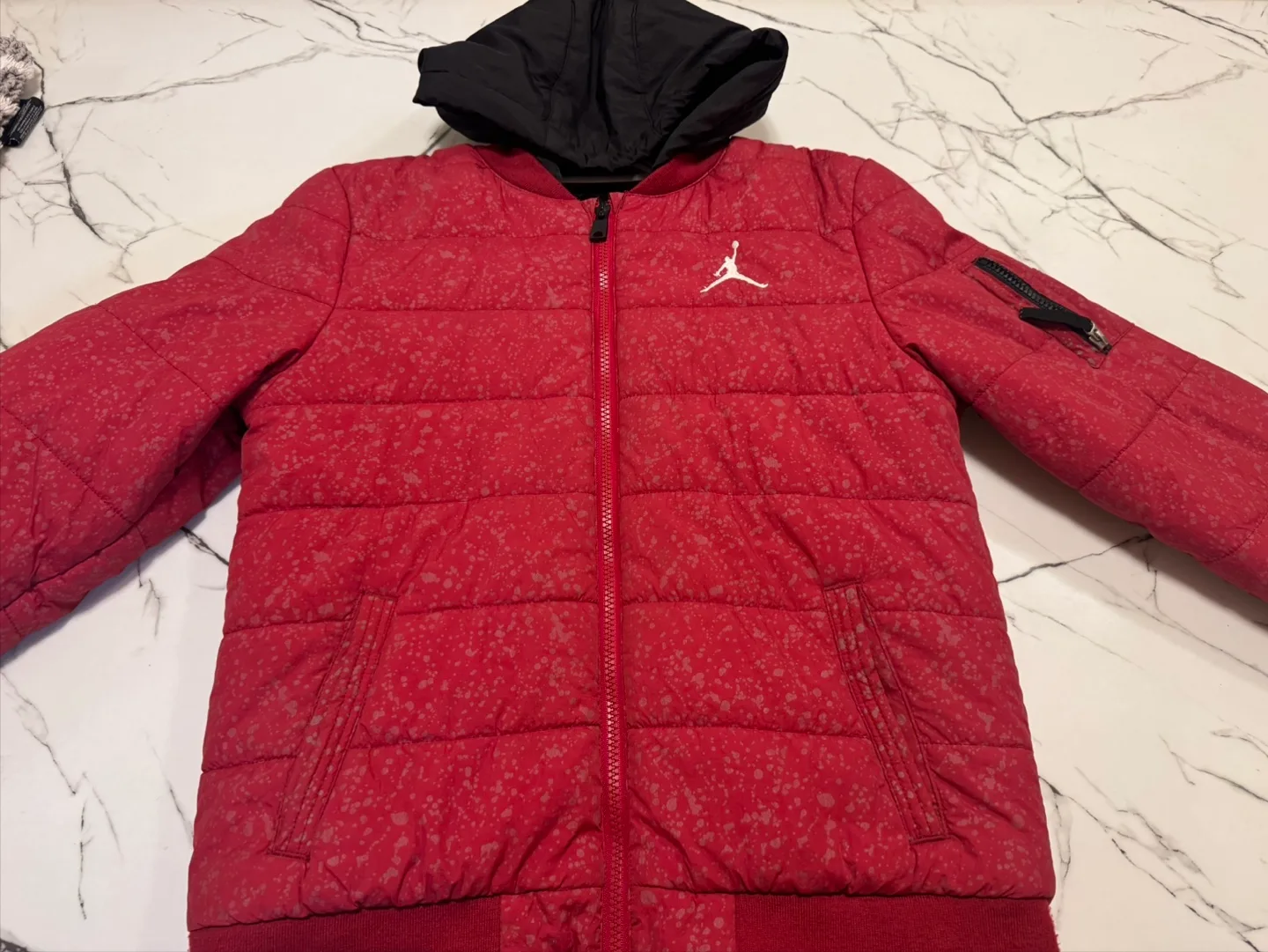Jordan Puffer Jacket - Size 12-13 Years image indicator(2)