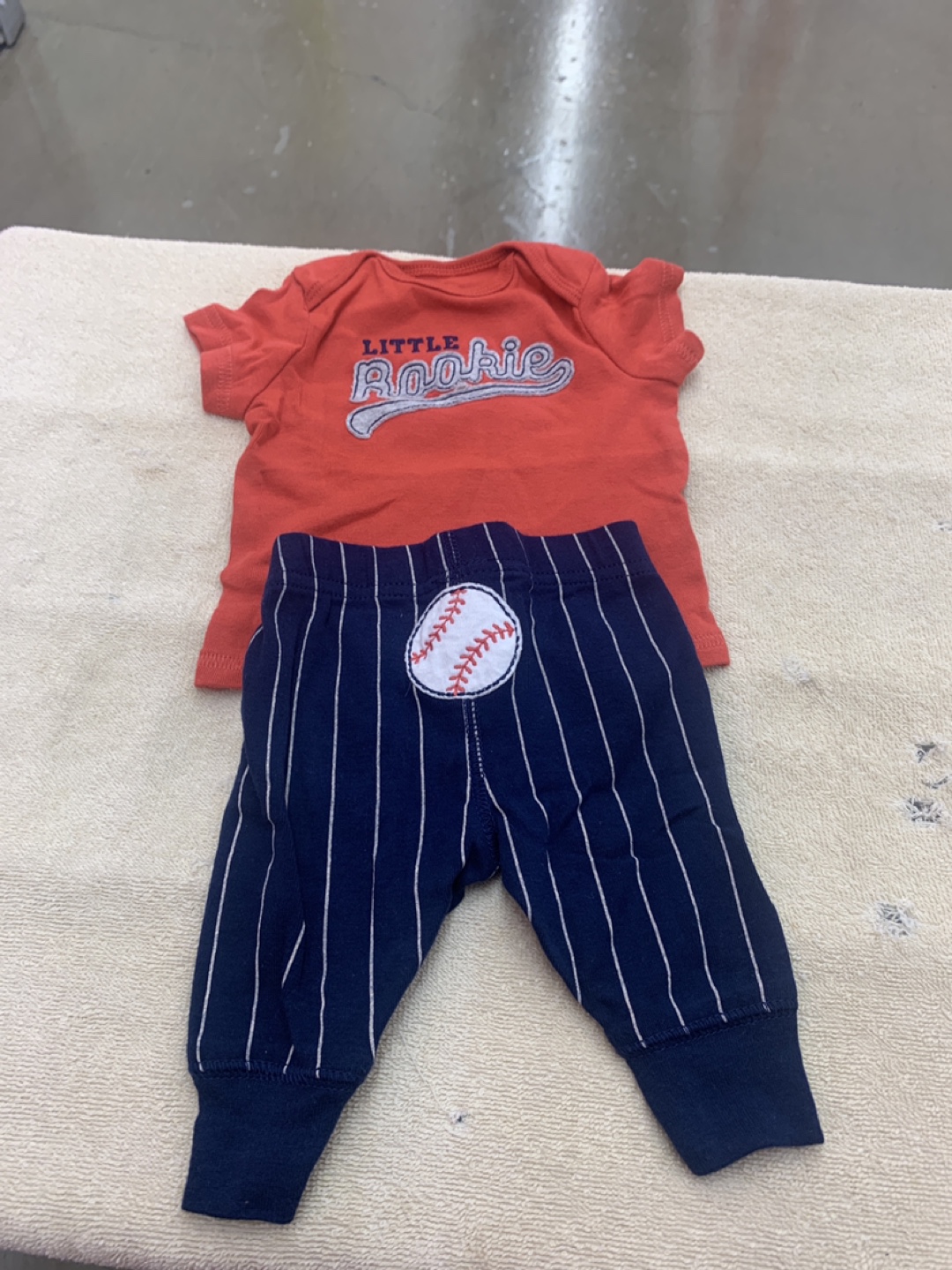 Newborn Baby Clothes Bundle - photo 3