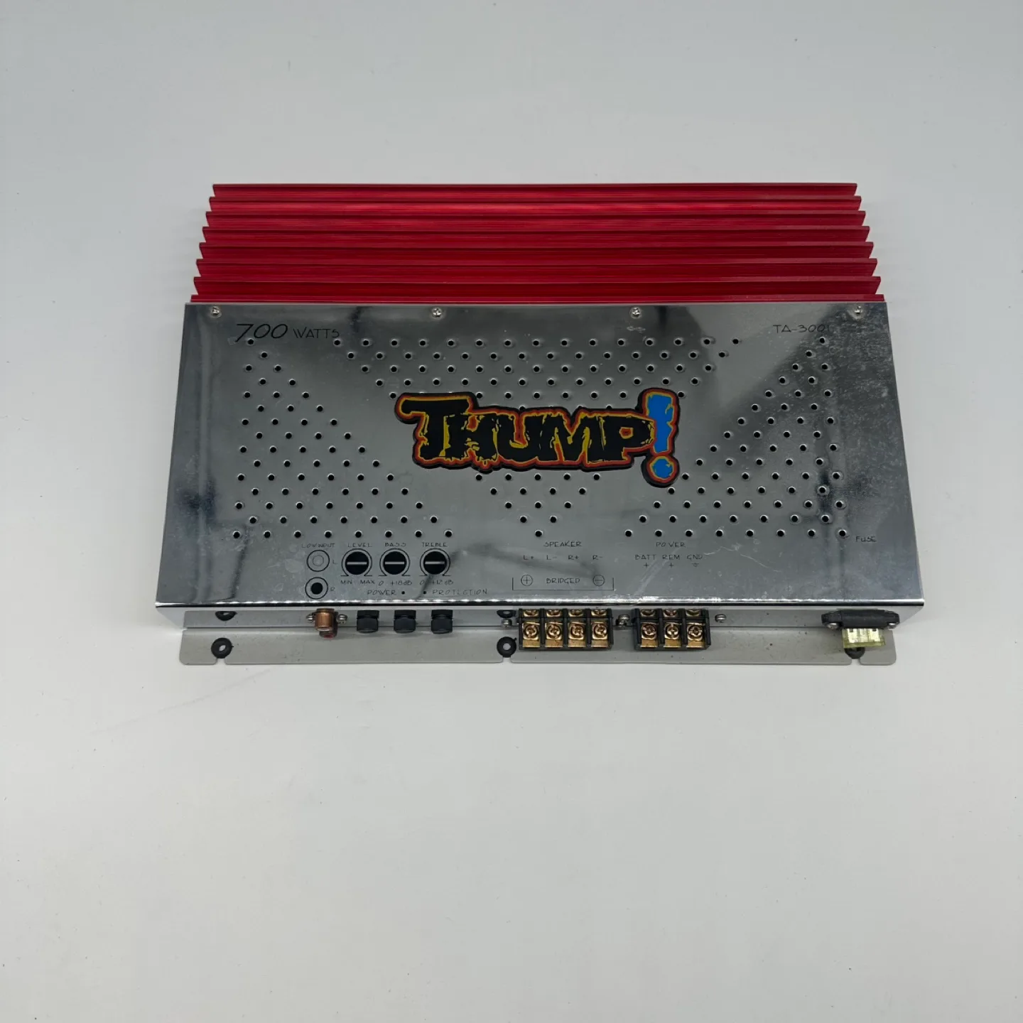 Car Amplifier – Model TA-3001 – 700W (2×175 W RMS) thumbnail