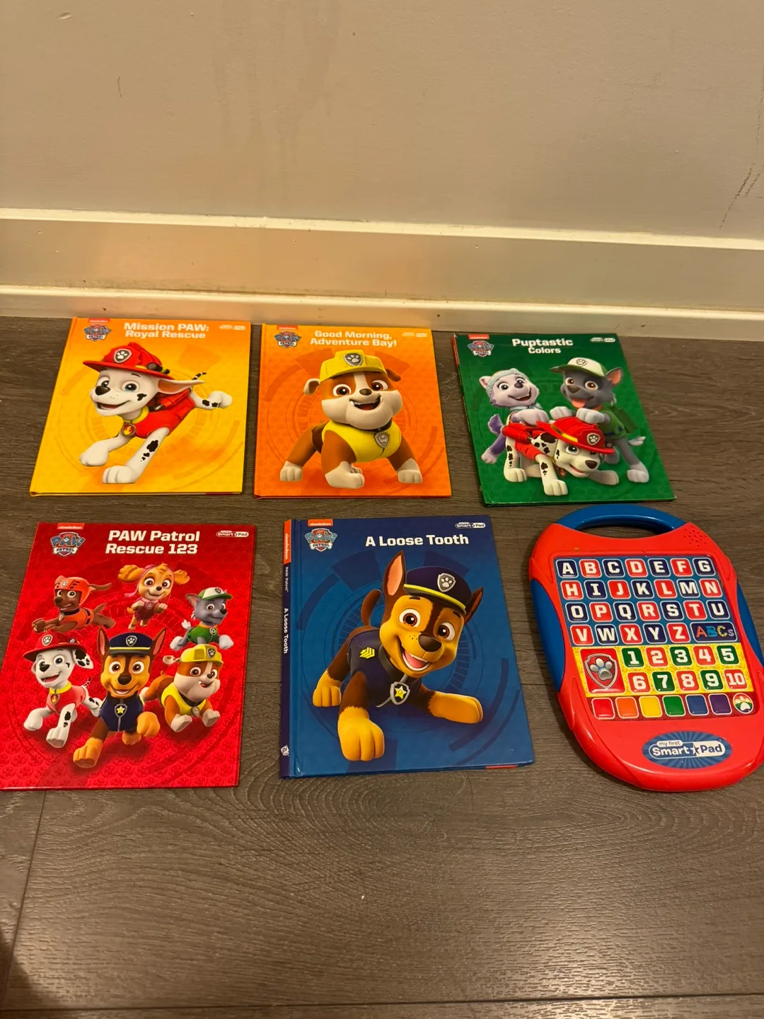 Paw Patrol Books & Smart Pad image indicator(2)