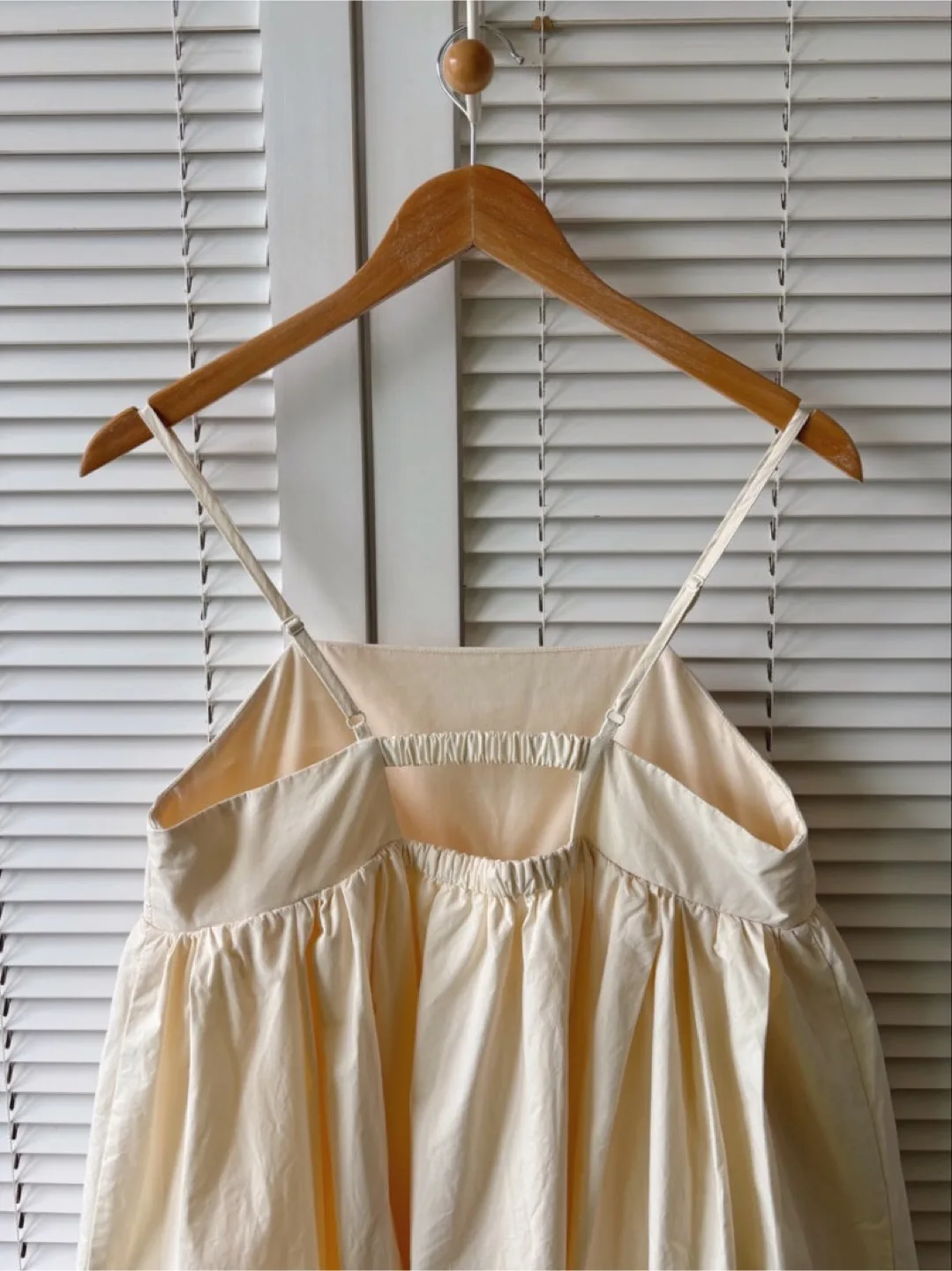 Vintage Sleeveless Fit and Flare Dress image indicator(3)