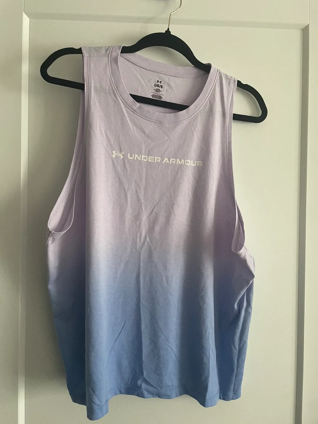 Under Armour Tank Top - Size L - Blue/Purple Ombre image indicator(2)