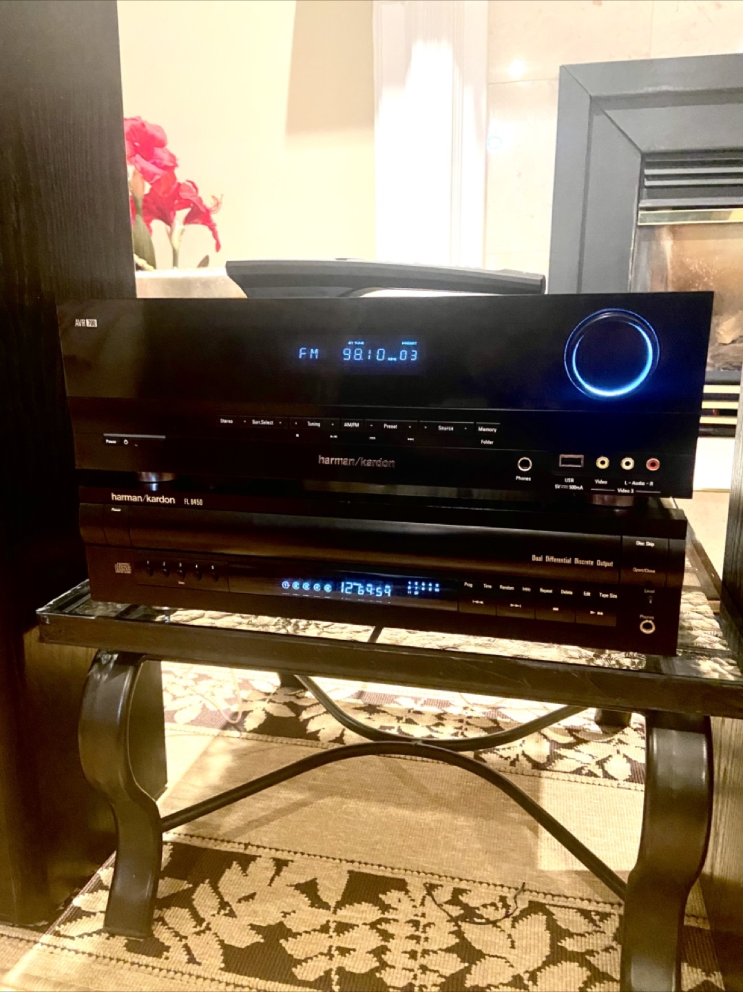 Harman/Kardon AVR 700 Receiver with Polycelle Speakers - photo 2
