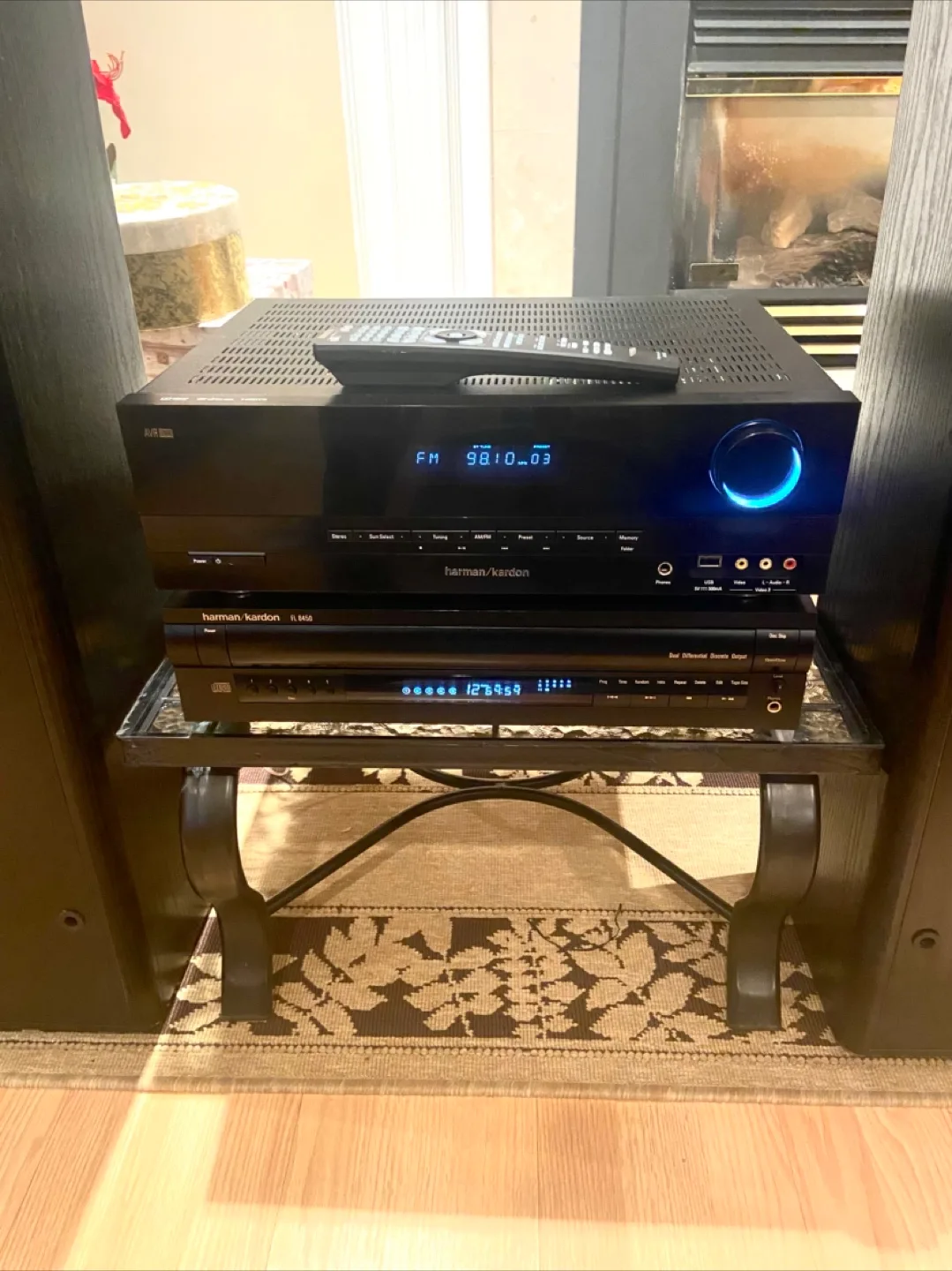 Harman/Kardon AVR 700 Receiver with Polycelle Speakers image indicator(6)