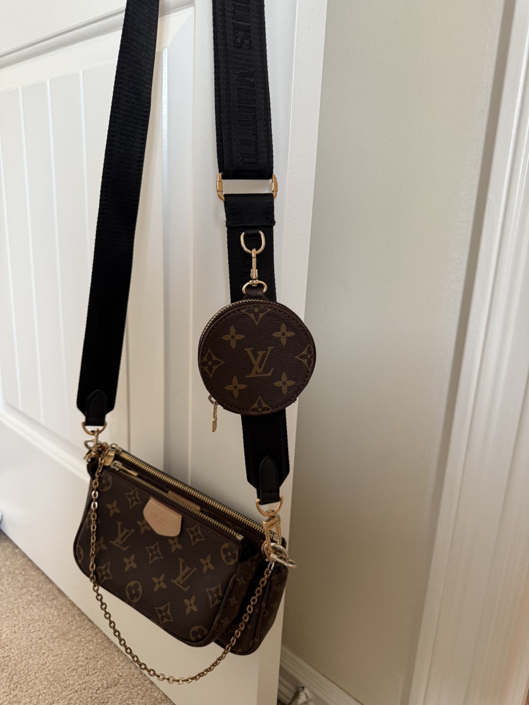 Louis Vuitton Multi Pochette Accessoires