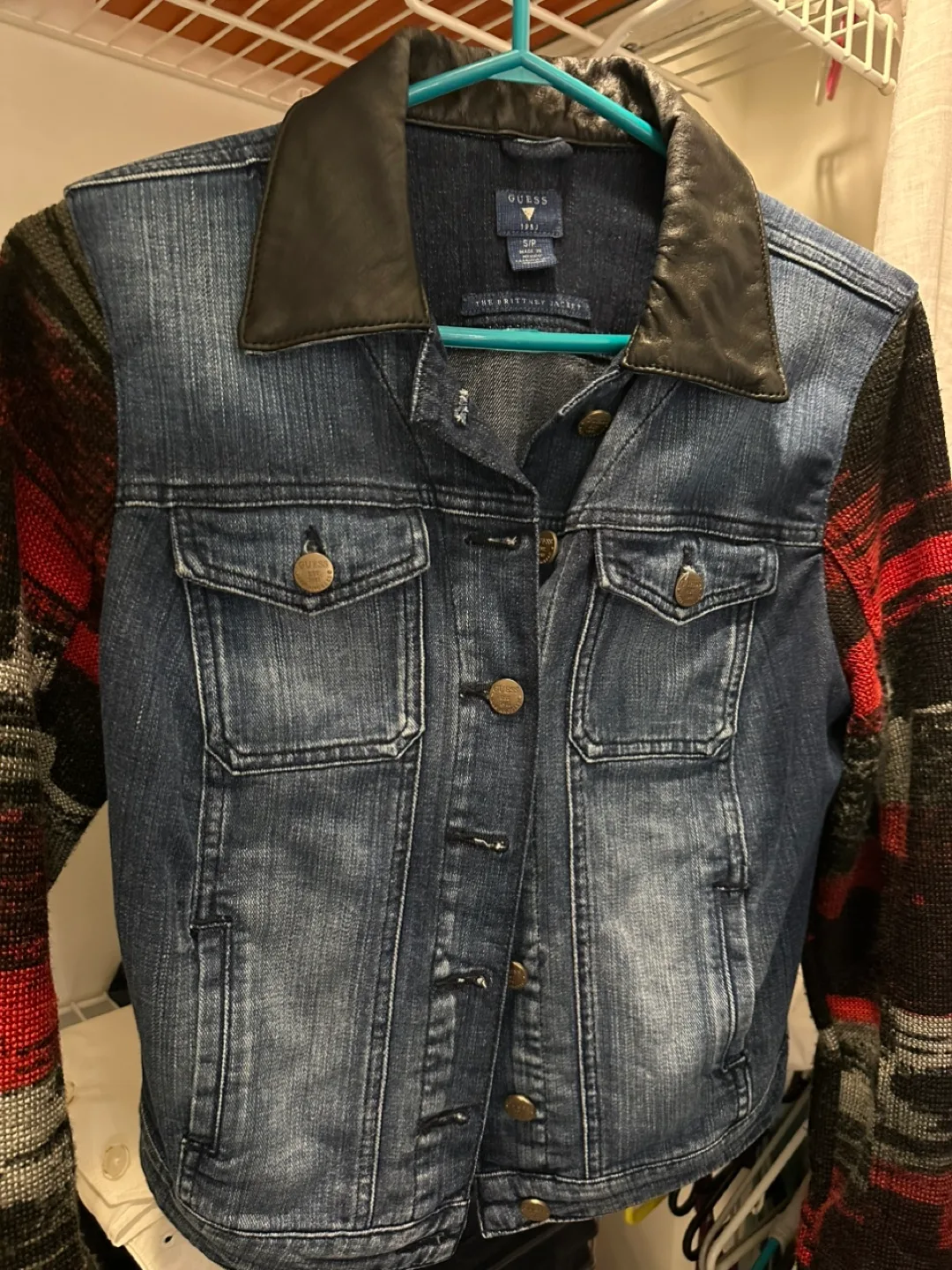 Mixed Clothing Lot - Variety of Styles & Brands image indicator(4)