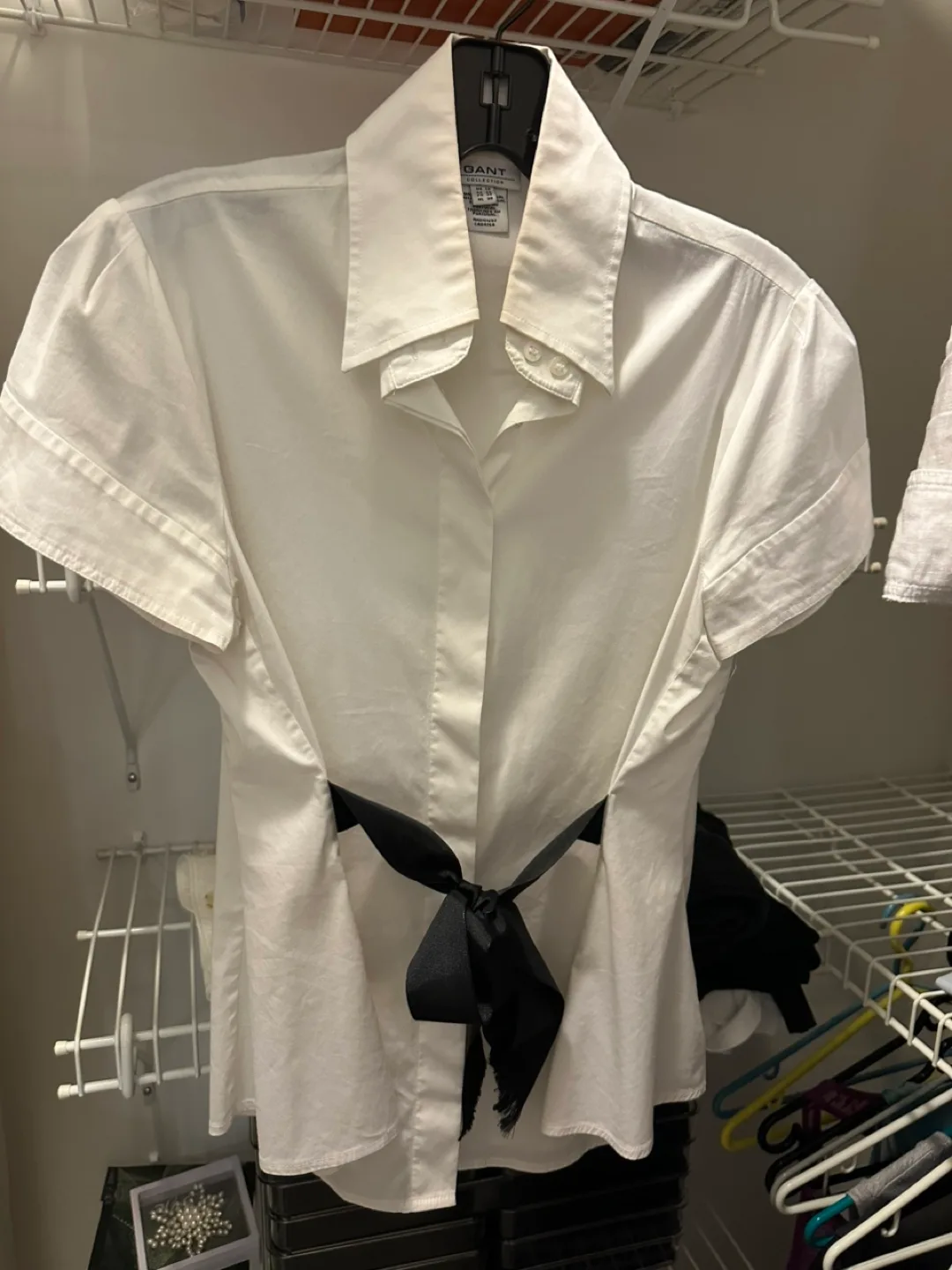 Mixed Clothing Lot - Variety of Styles & Brands image indicator(7)