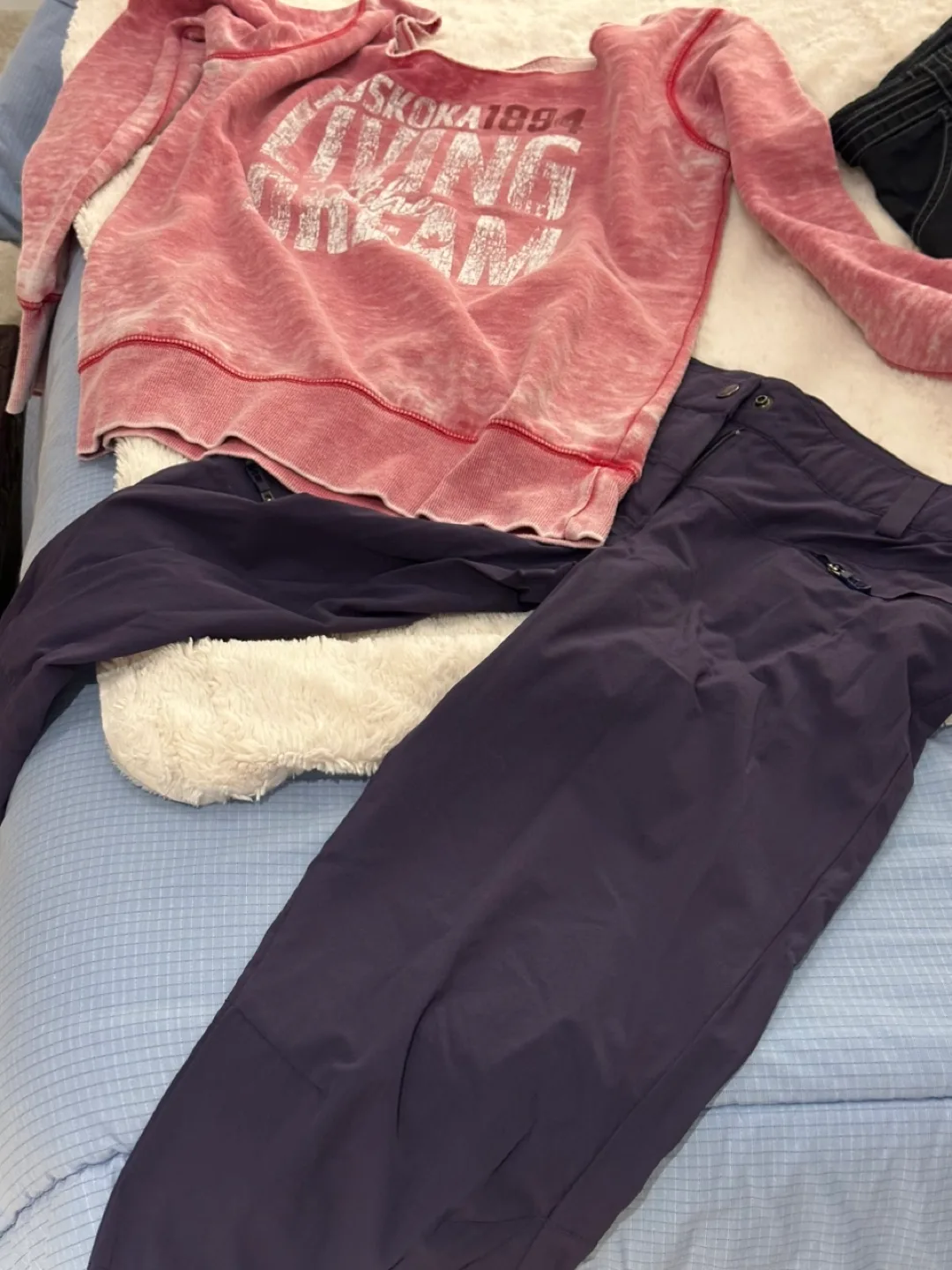 Mixed Clothing Lot - Variety of Styles & Brands image indicator(9)