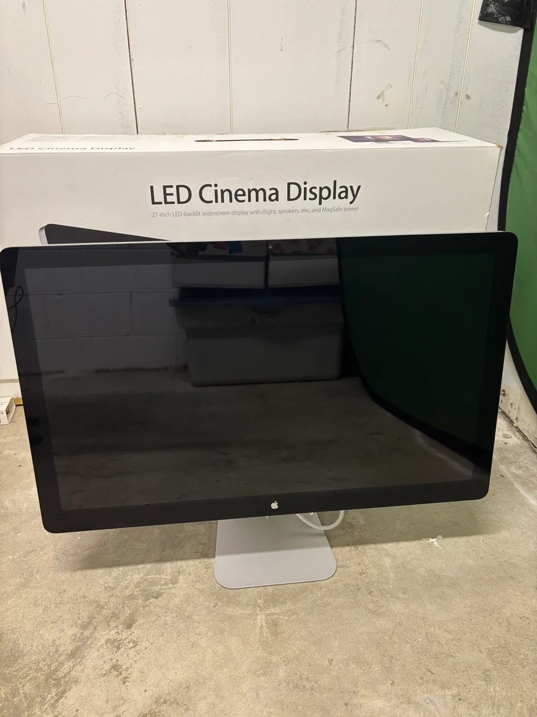 Not Working Apple LED Cinema Display 27-inch thumbnail