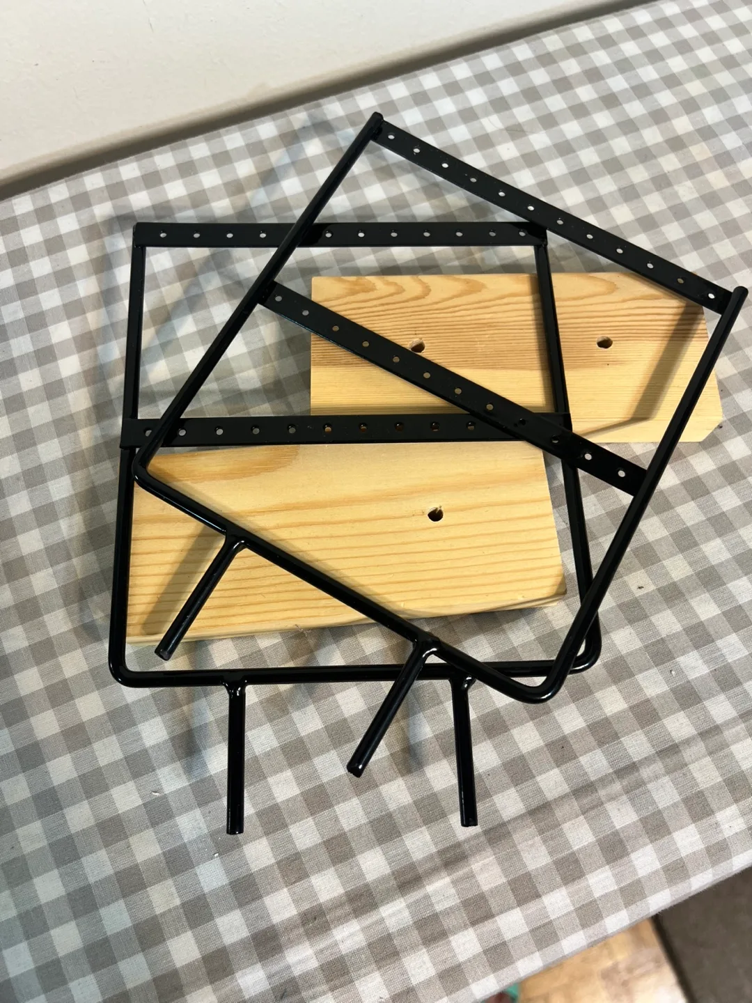 2 x Collapsable Earring Display Stands with Wooden Base image indicator(8)