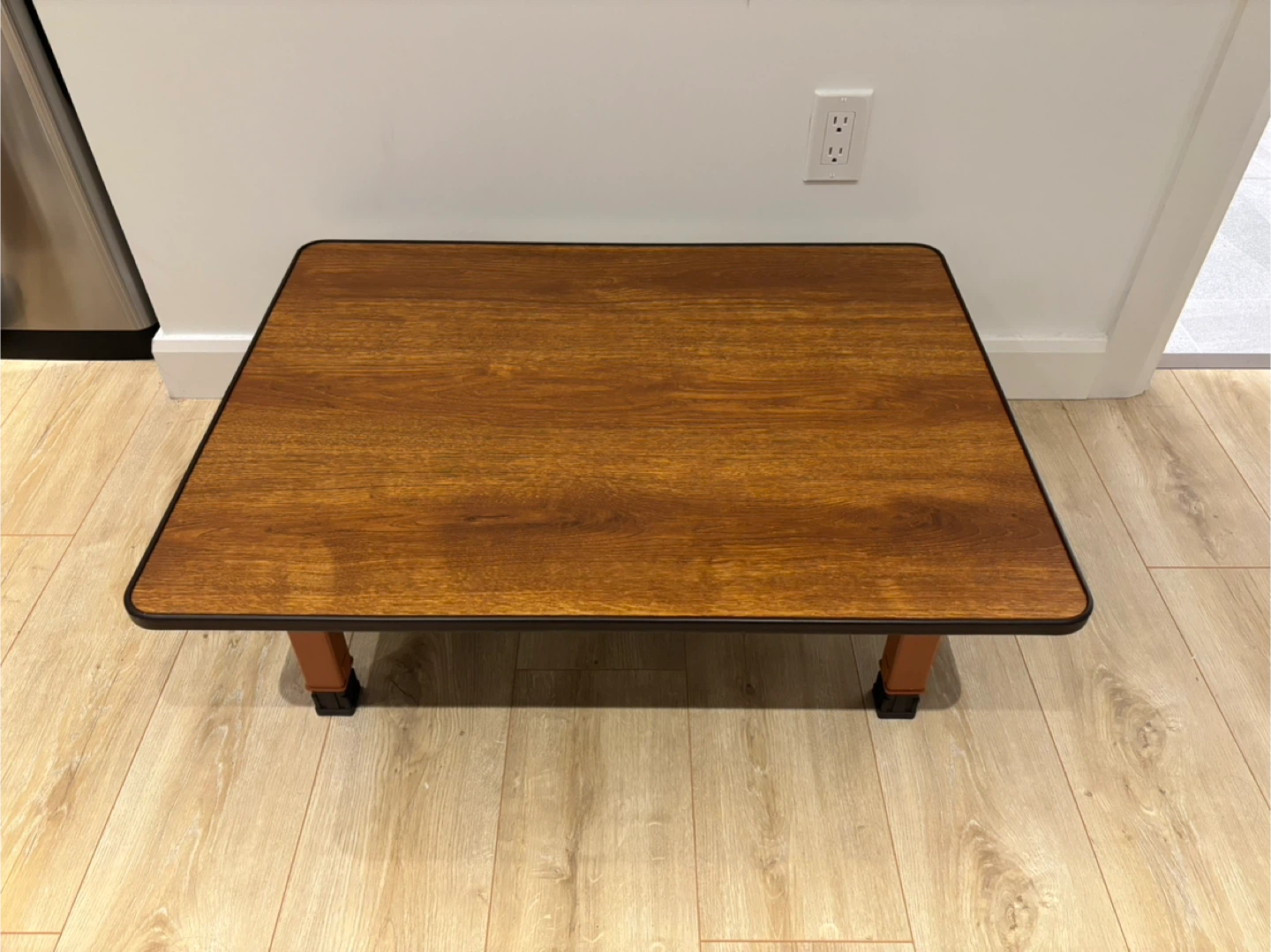 Folding Table - Wood Grain Top - photo 3