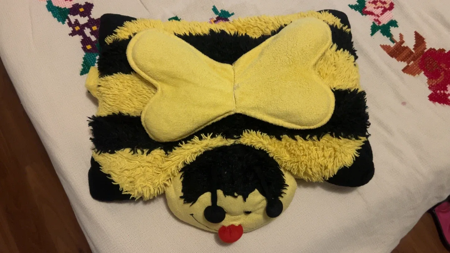 Bee Pillow Pet thumbnail