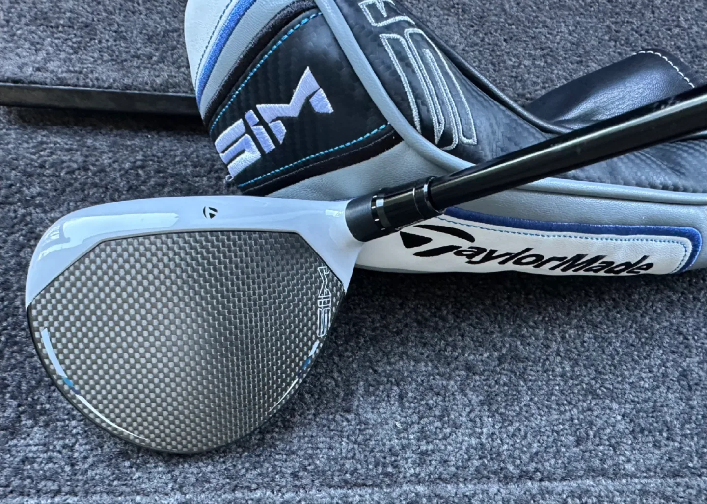 Brand new TaylorMade SIM Titanium 3 Wood image indicator(3)