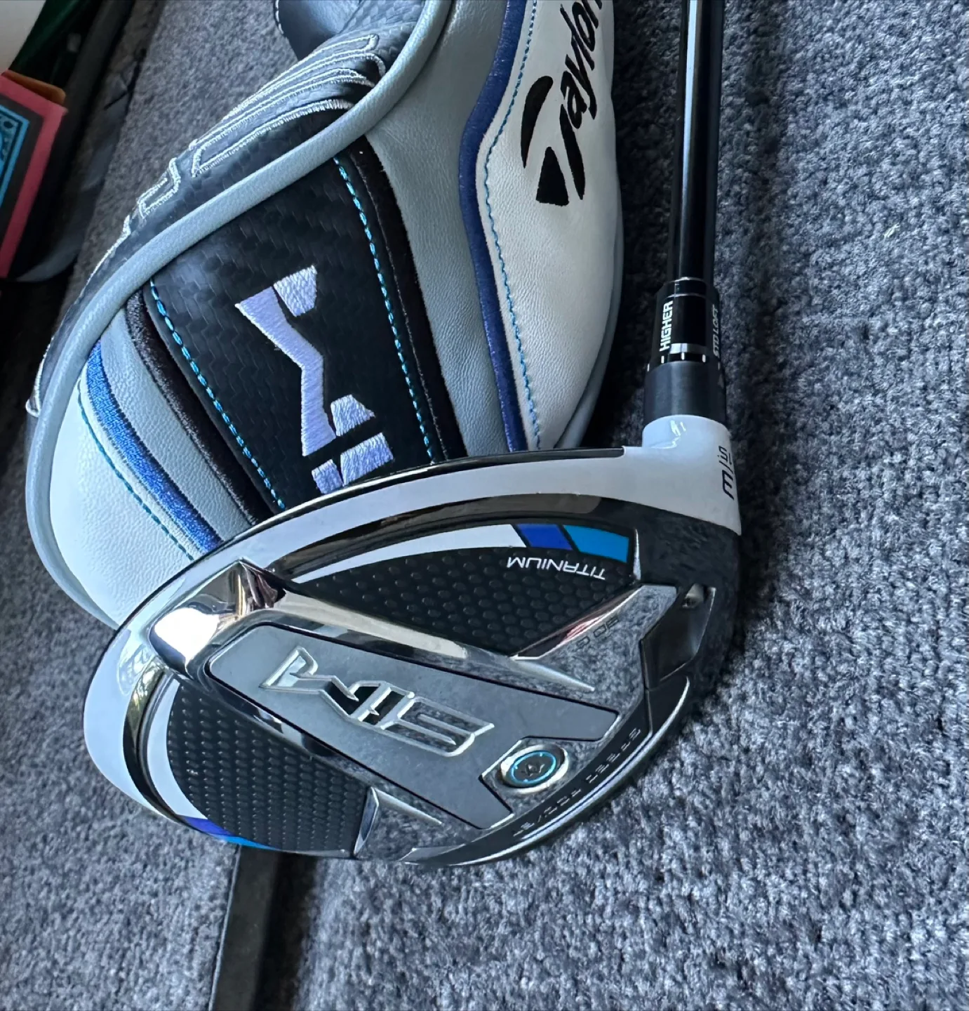 Brand new TaylorMade SIM Titanium 3 Wood image indicator(2)