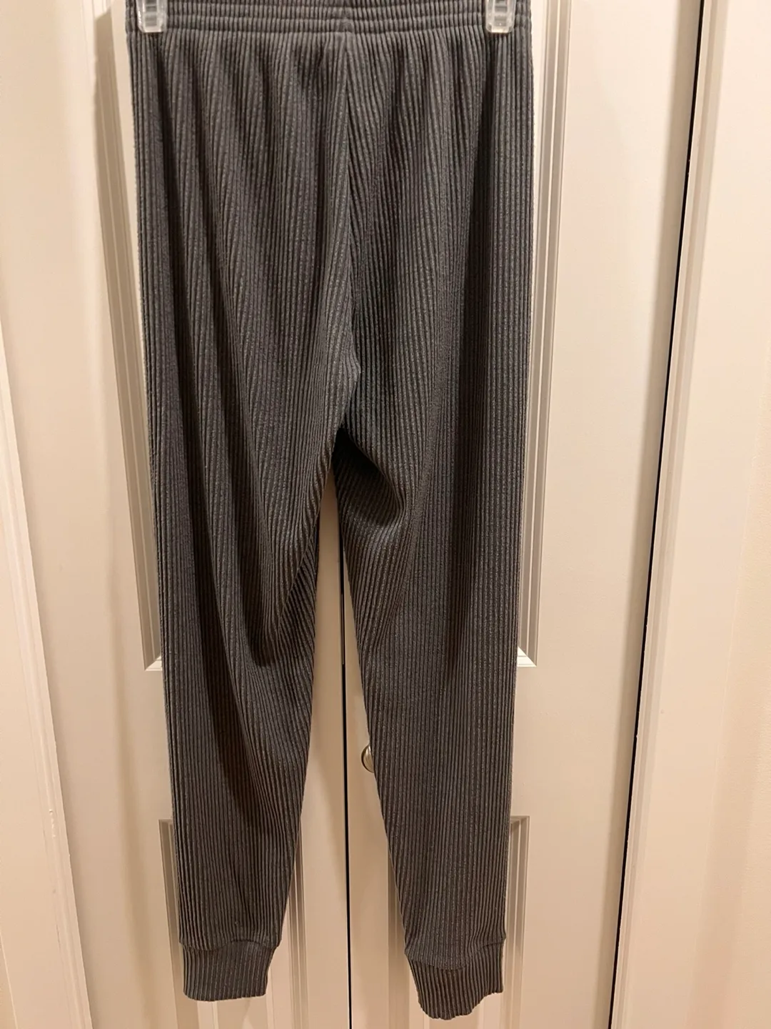 Aritzia Ribbed Pants image indicator(2)