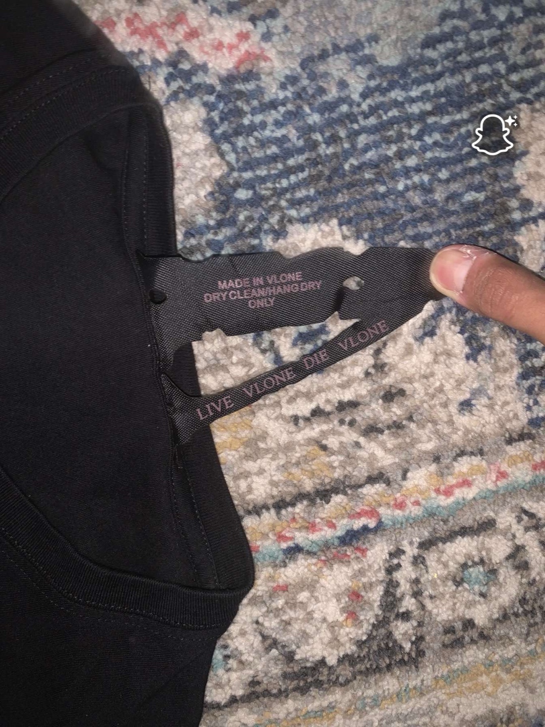 VLONE Black T-Shirt(ACCEPTING TRADES‼️) - photo 5