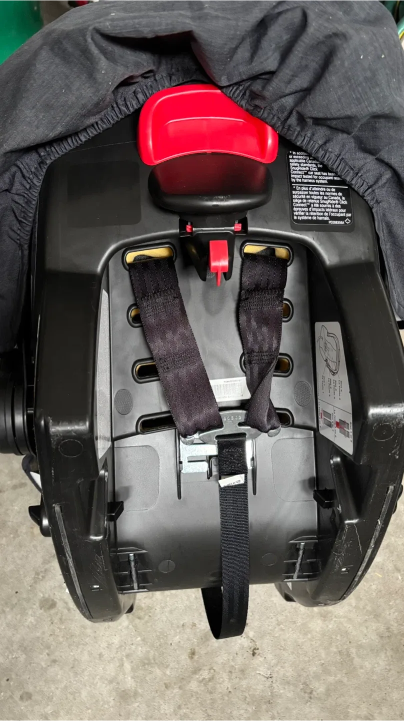 Graco SnugRide SnugLock 35 Infant Car Seat image indicator(2)