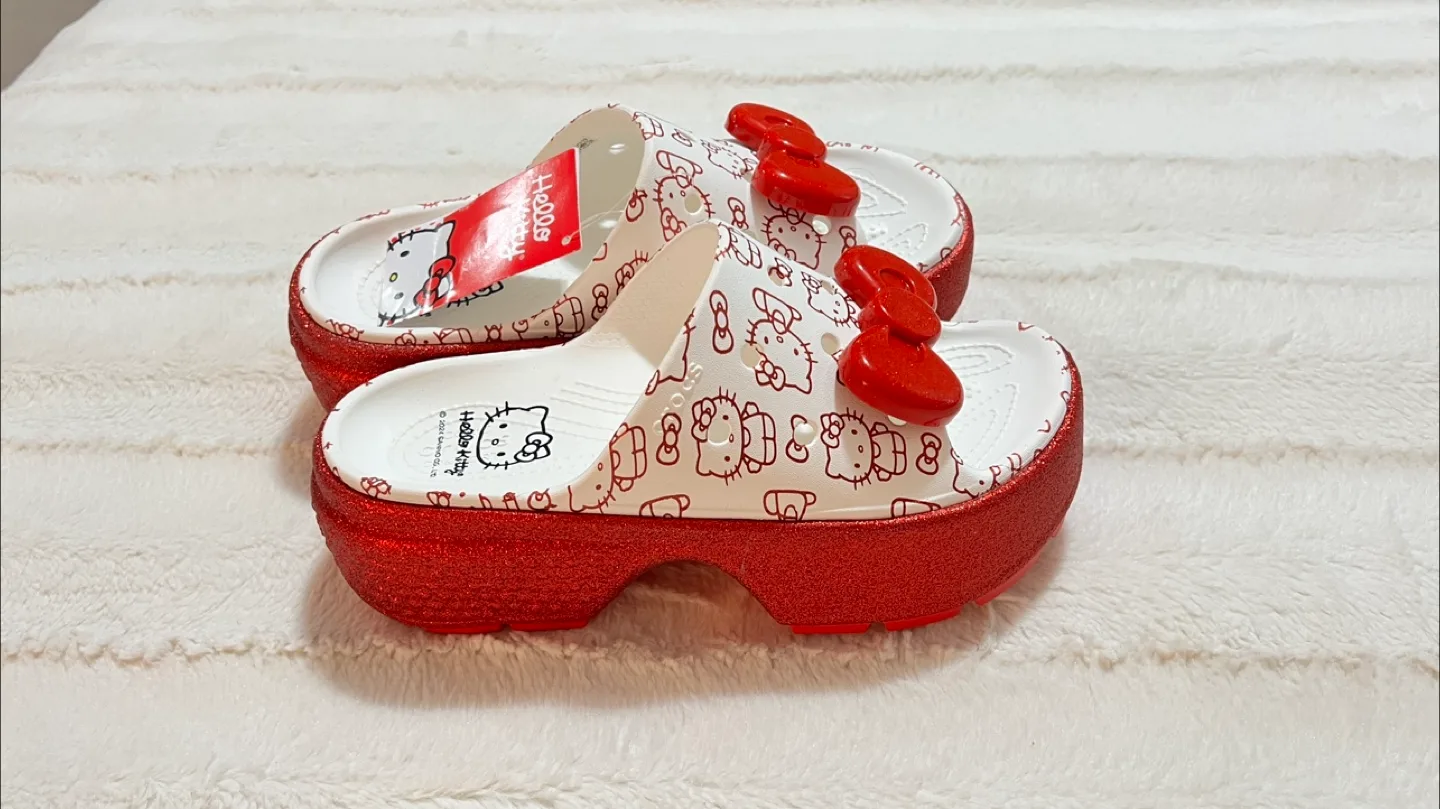 Hello Kitty Crocs size 7 thumbnail