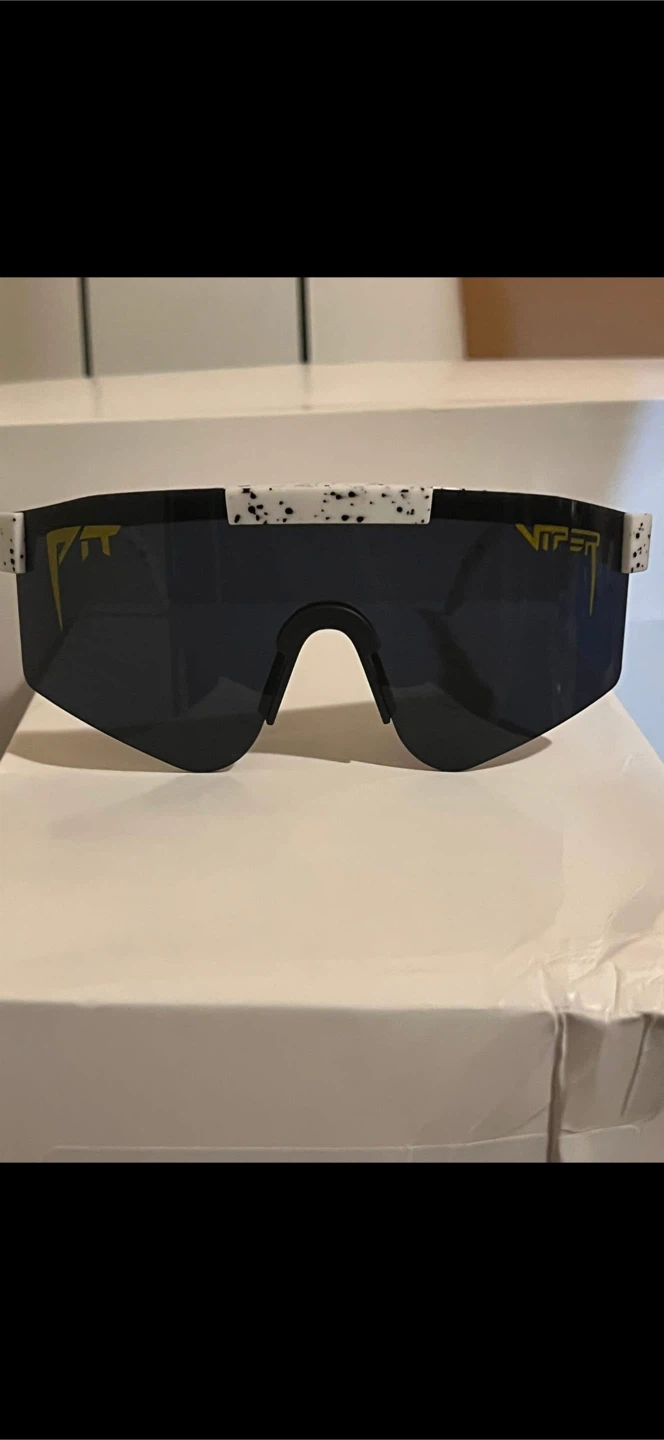 Pit Viper Sunglasses - photo 3