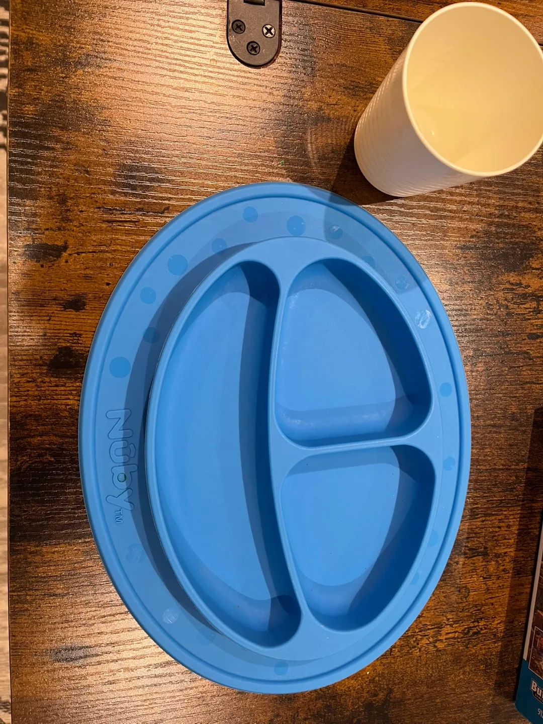 Nuby Blue Suction Divided Plate for kids/babies 🥕 thumbnail