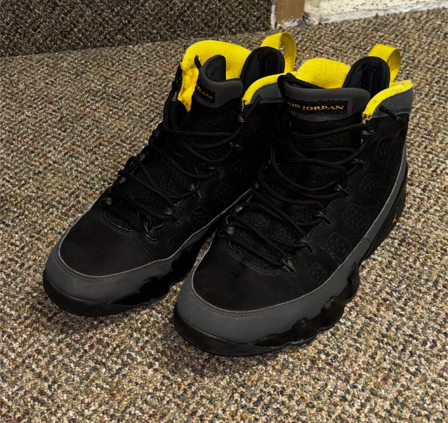 Air Jordan retro 9 dark charcoal thumbnail