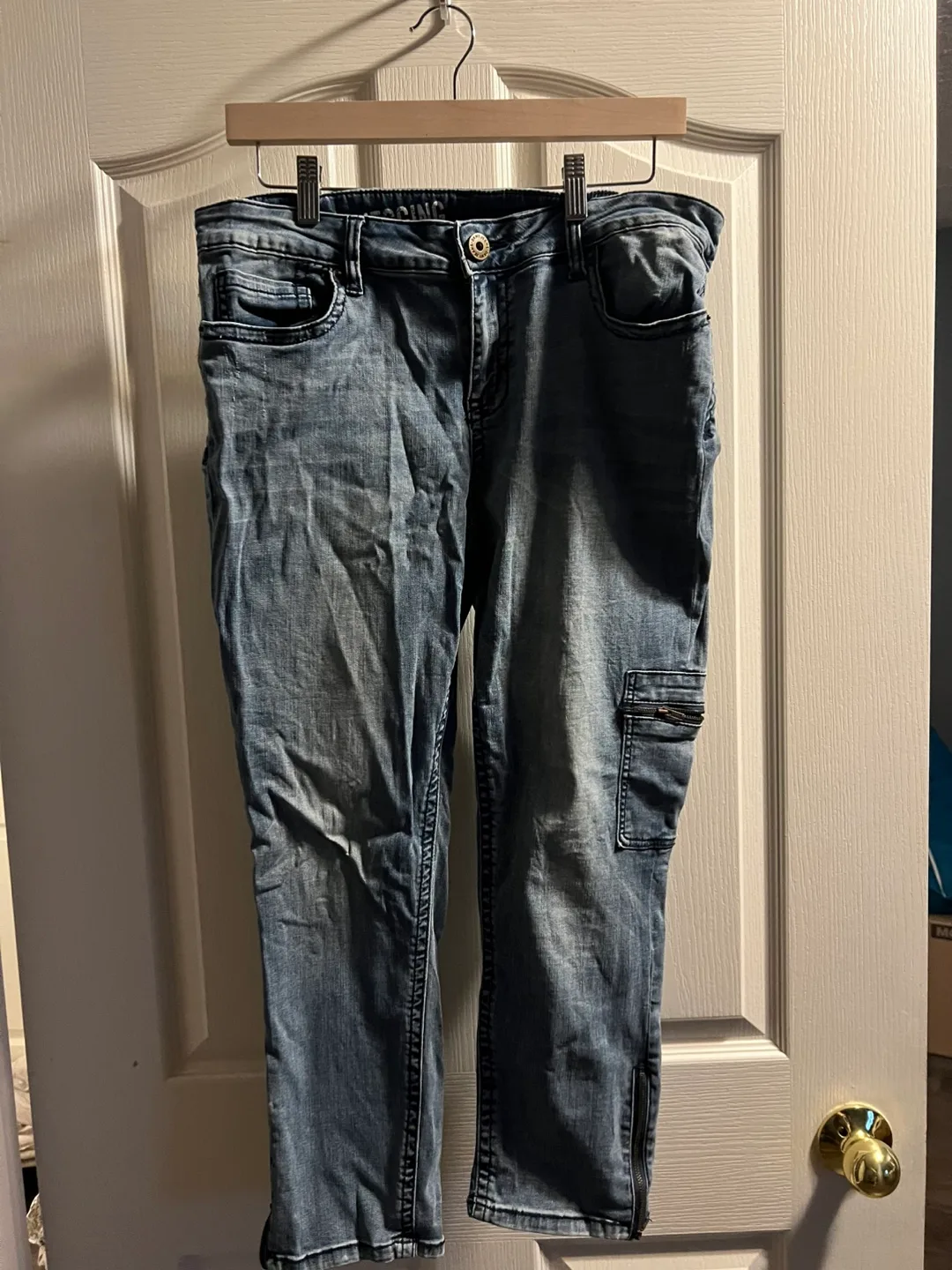 DKNY jeans thumbnail
