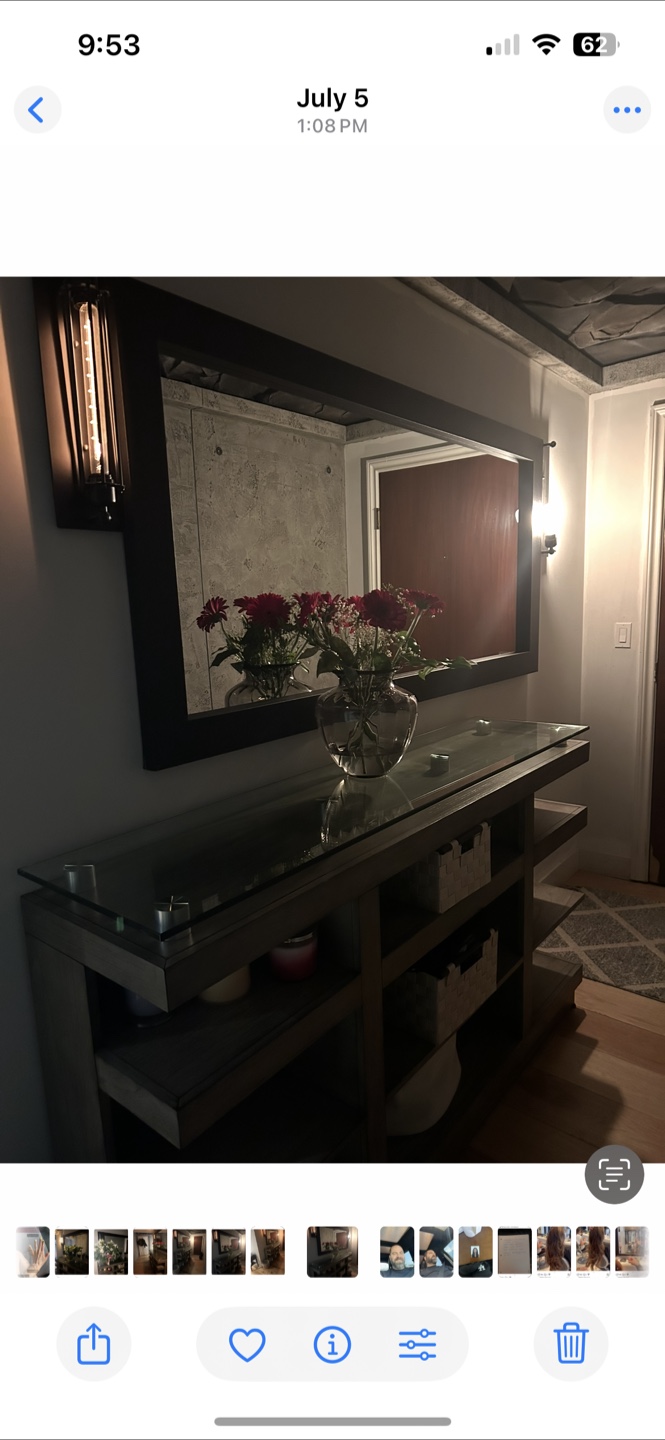 Entryway Table - photo 2