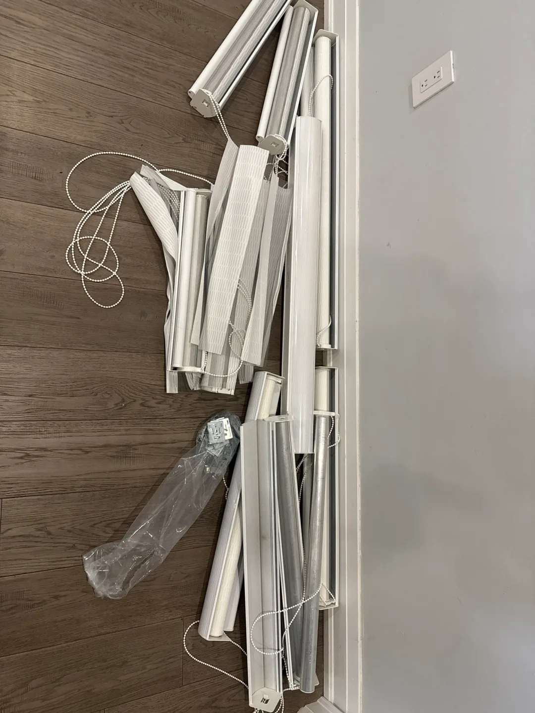 Window Blinds - Zebra Shades image indicator(2)