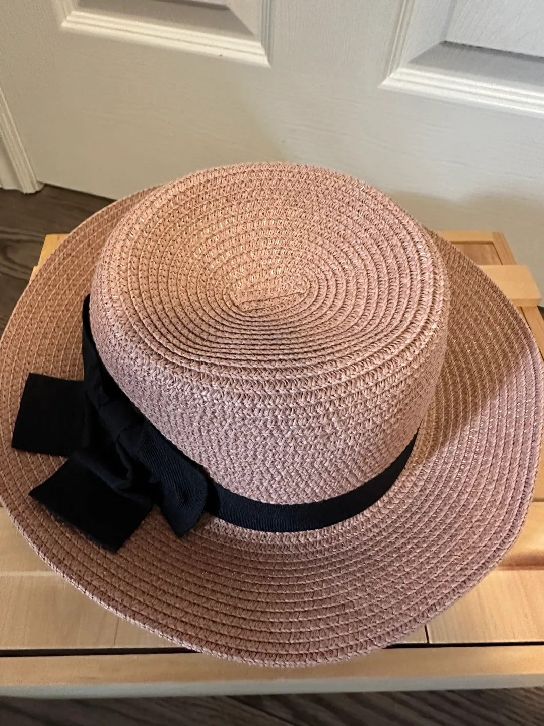 David and Young Straw Hat image indicator(3)