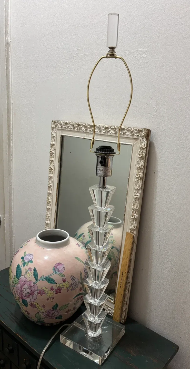 Vintage Hollywood Regency-Style Lucite Stacked Lamp image indicator(7)