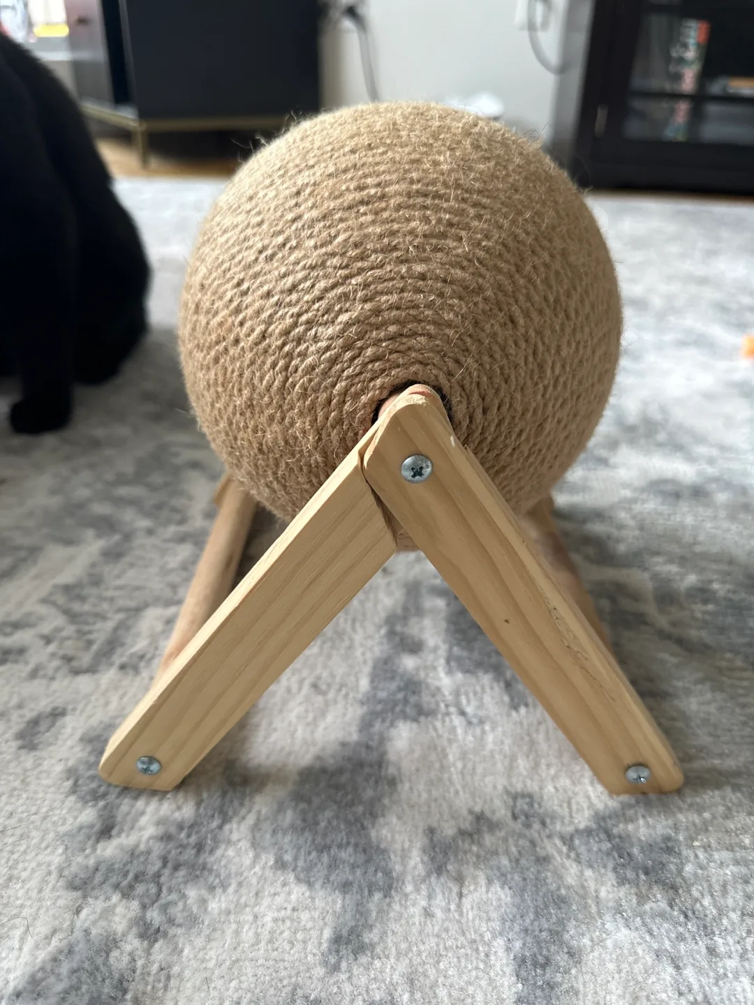 Cat Scratching Ball Toy 🥕 image indicator(2)