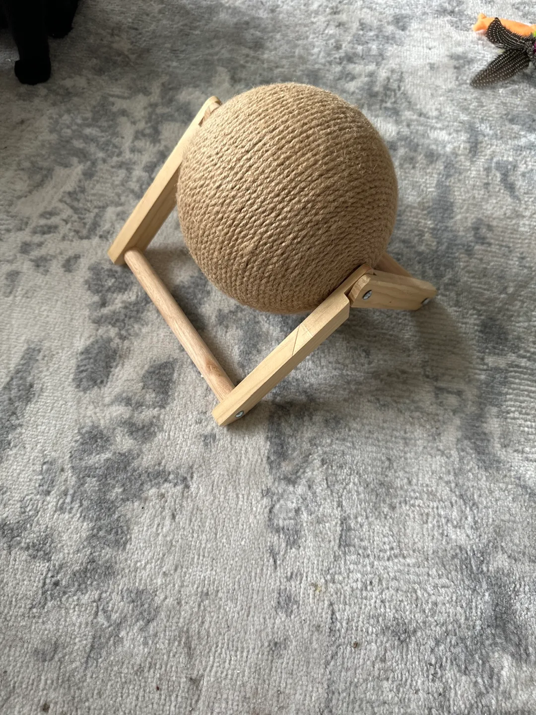 Cat Scratching Ball Toy 🥕 image indicator(3)