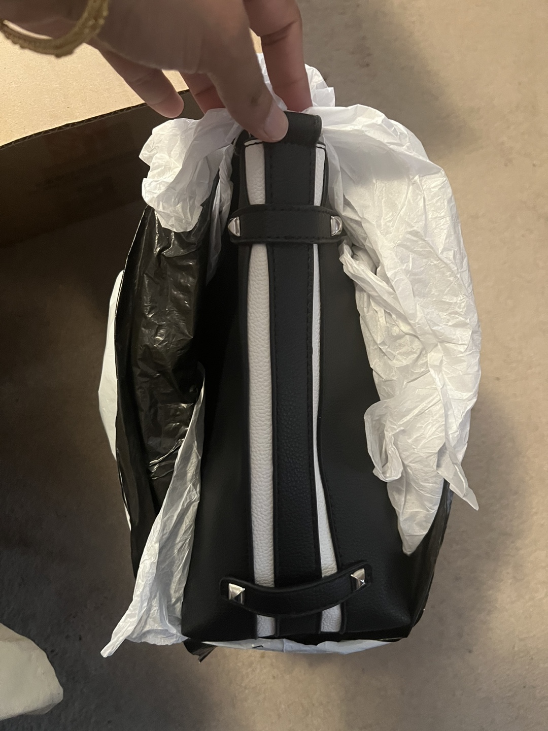 Black shoulder bag from Laura - photo 4