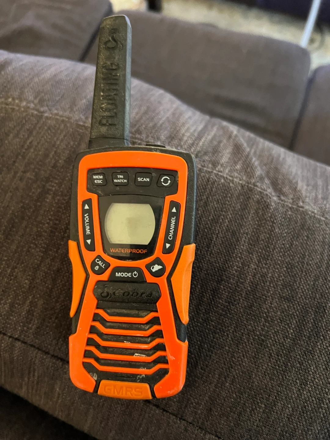 Cobra Floating Waterproof GMRS Radio - photo 2