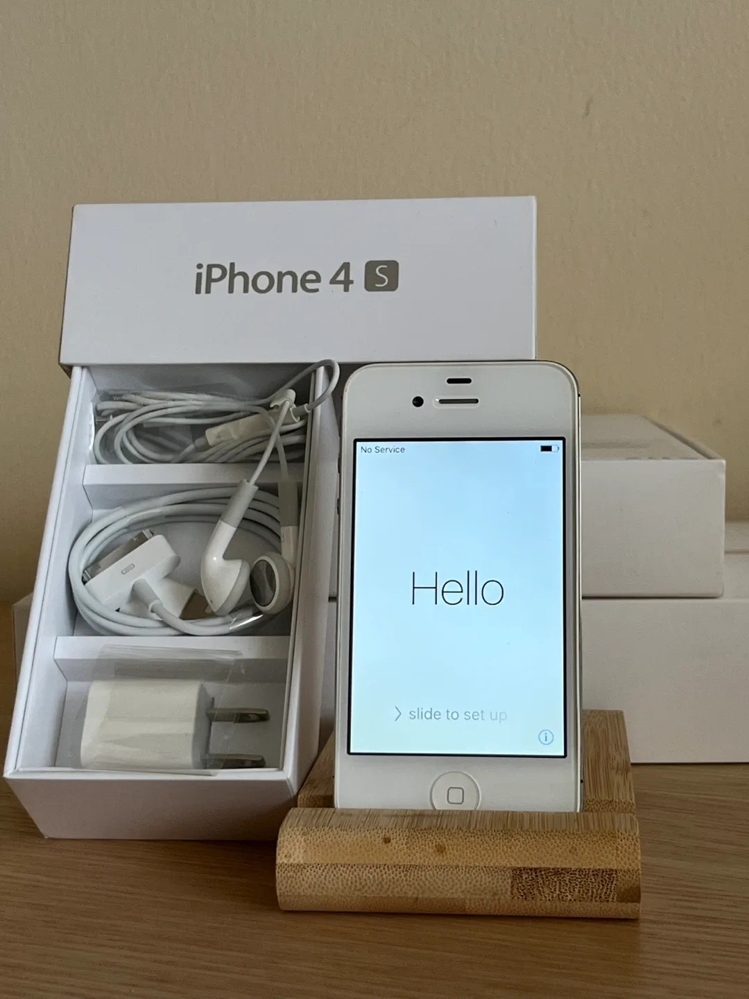 ‼️COLLECTOR - iPhone 4S+ALL original accessories image indicator(2)