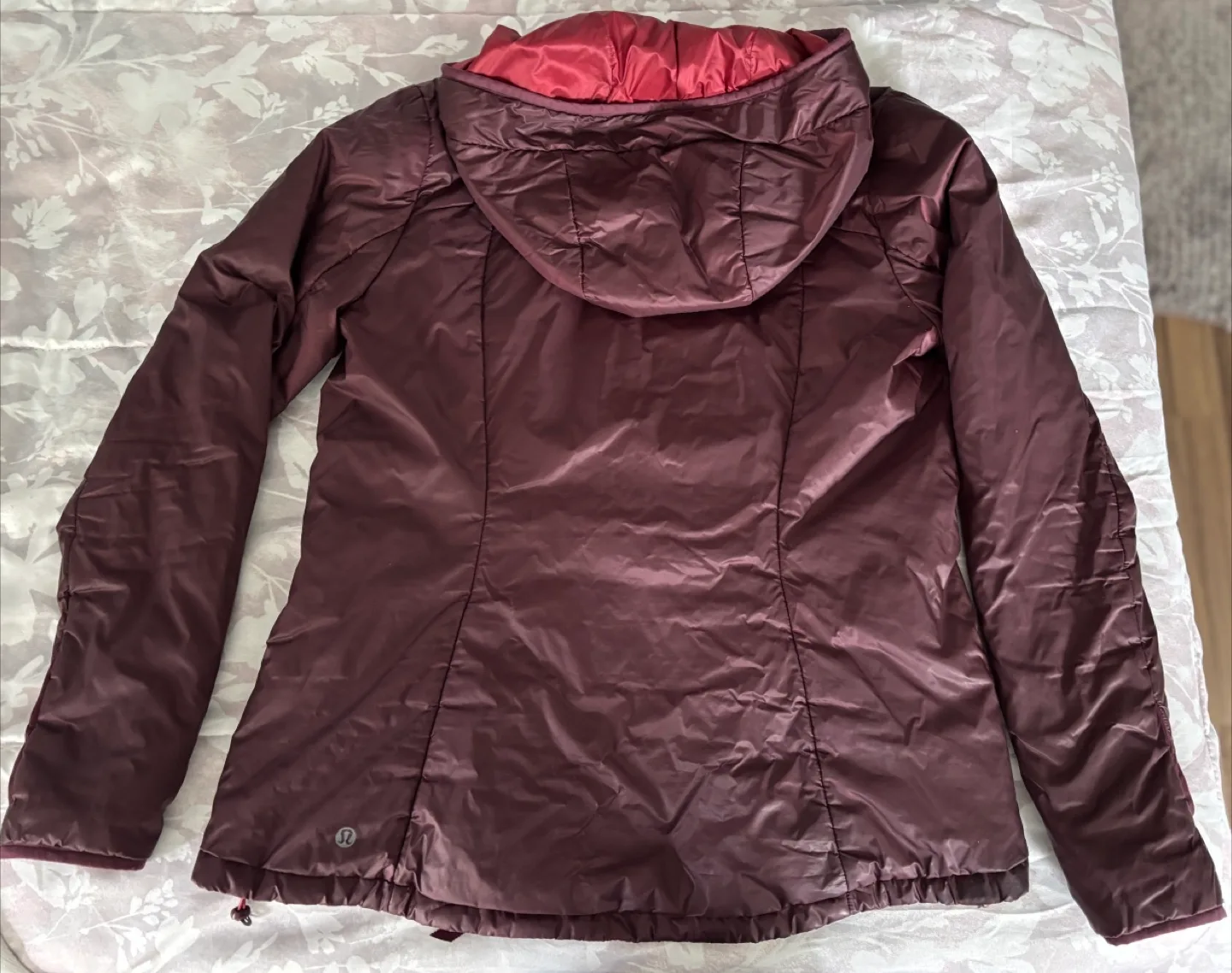 Lululemon Reversible Jacket, Maroon - size 6 image indicator(2)