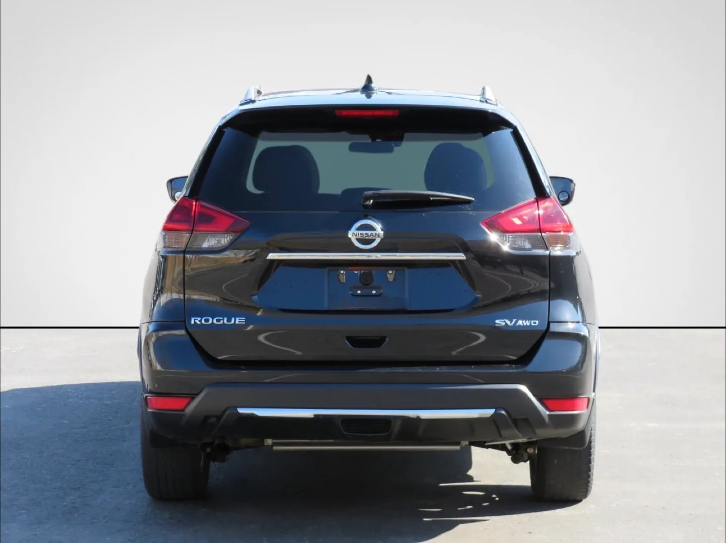 2019 Nissan Rogue SV AWD - Black SUV image indicator(4)